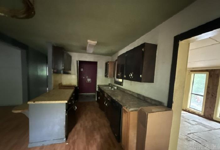 LAKEWOOD ESTATES - Residential