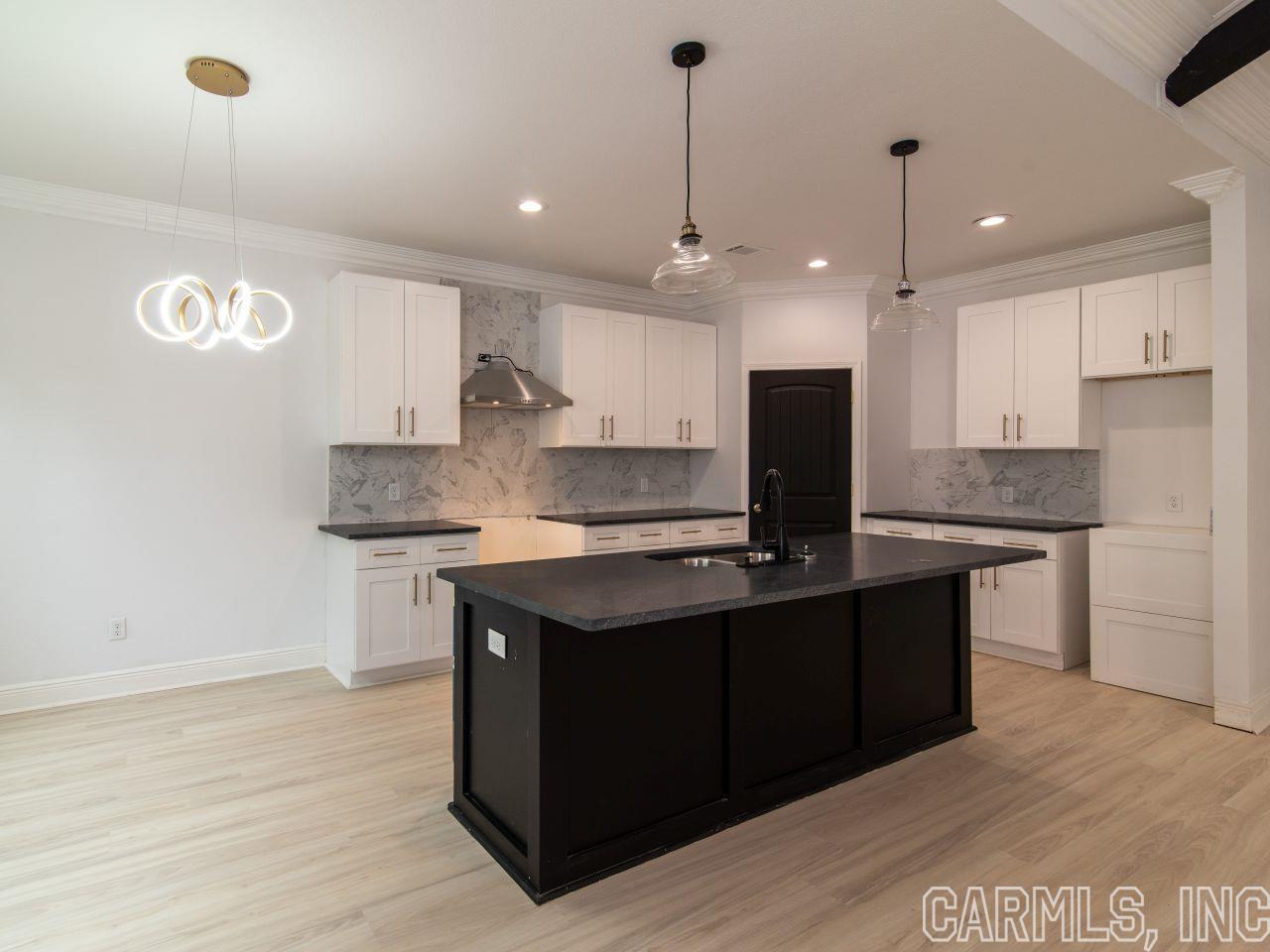 WEST HEIGHTS - Residential