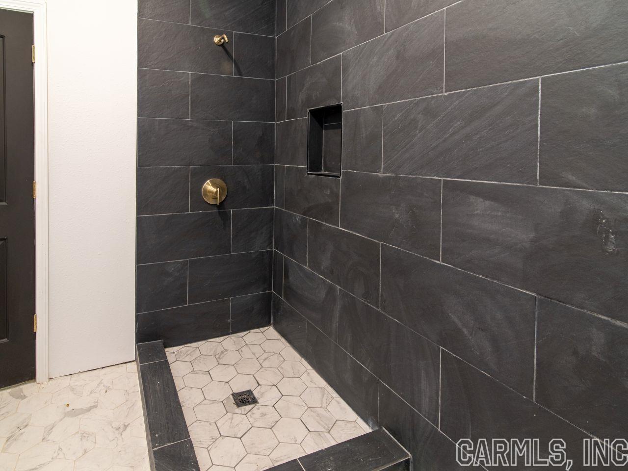 WEST HEIGHTS - Residential