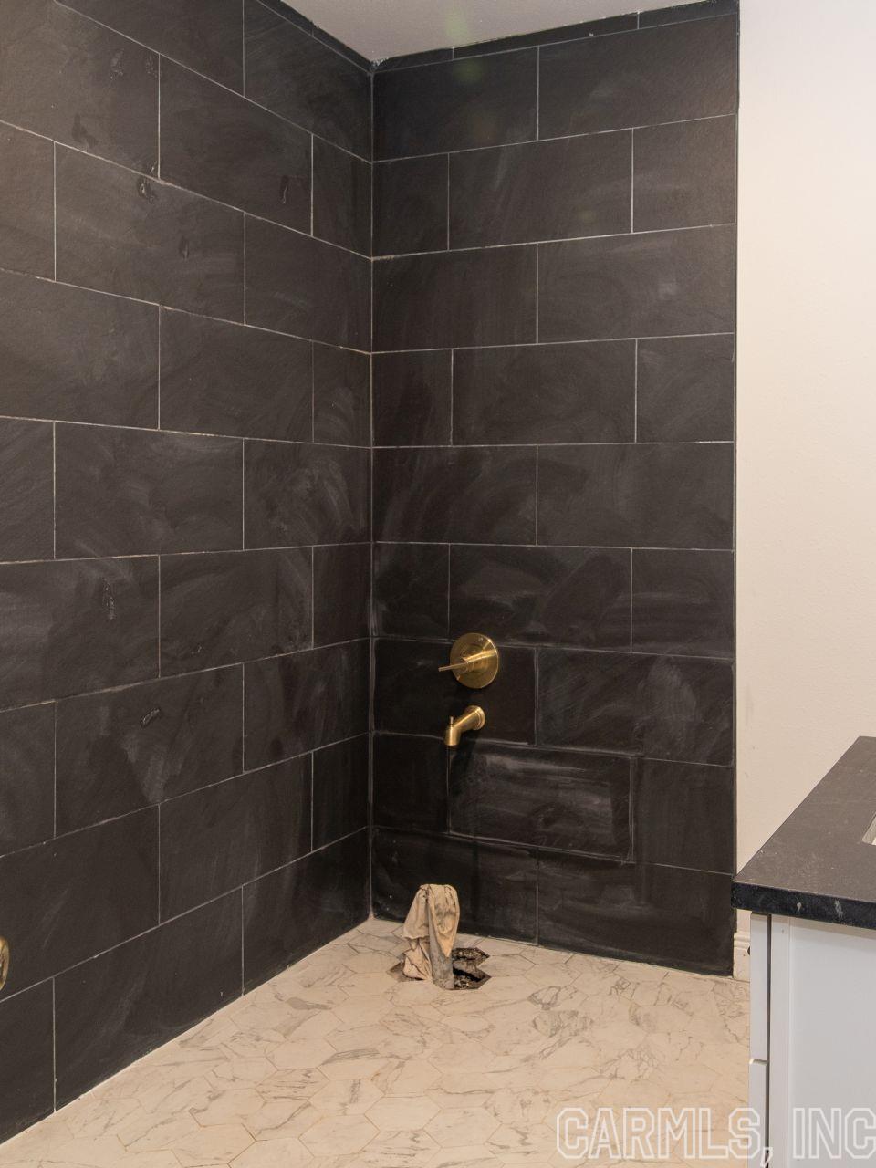 WEST HEIGHTS - Residential