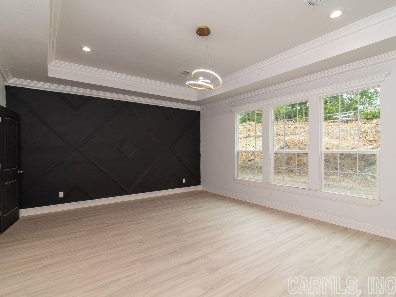 WEST HEIGHTS - Residential