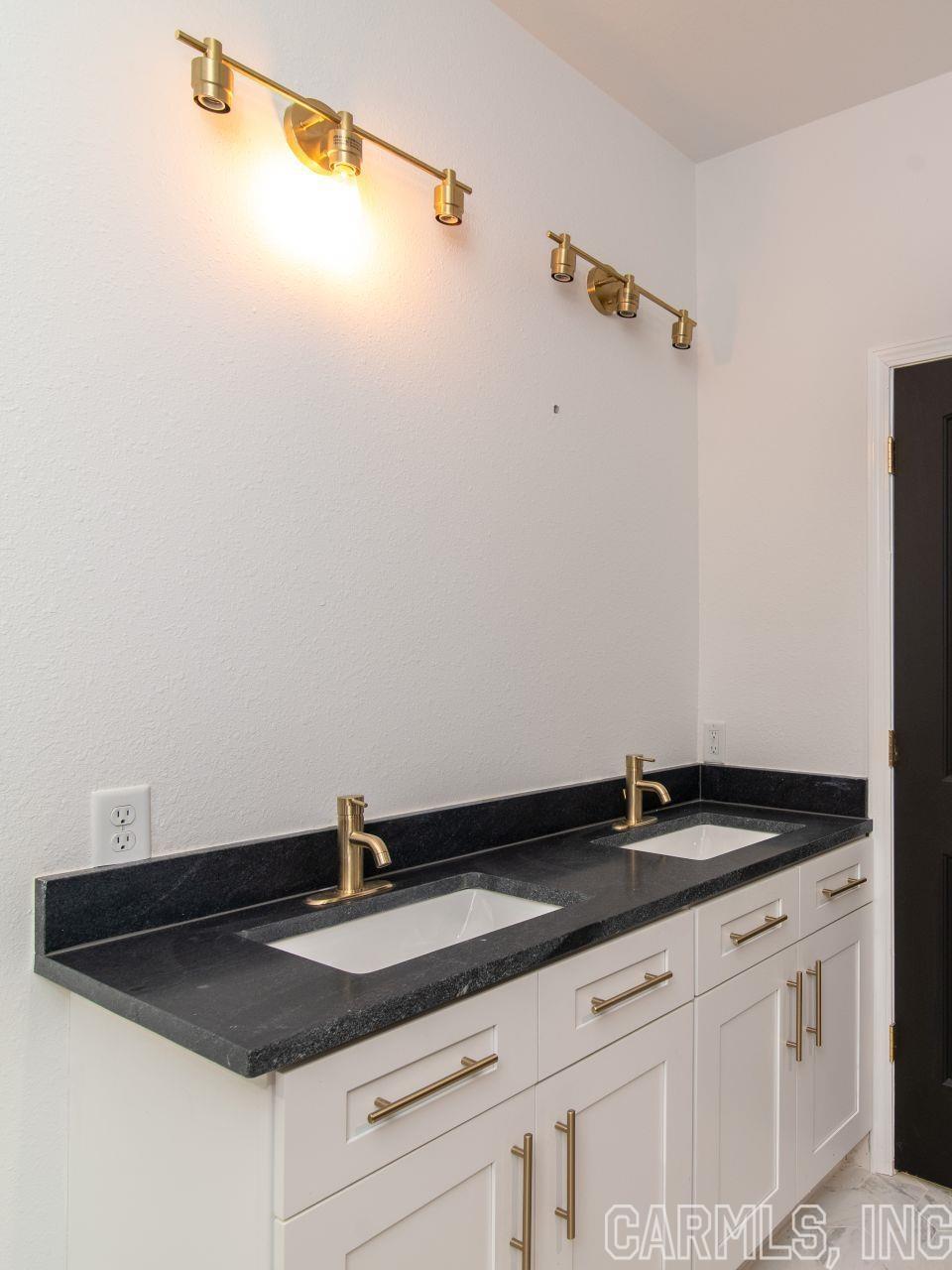 WEST HEIGHTS - Residential