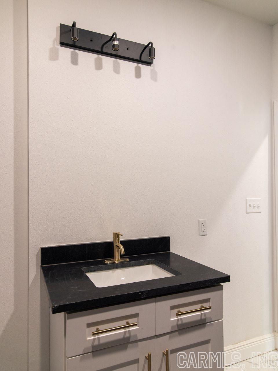 WEST HEIGHTS - Residential