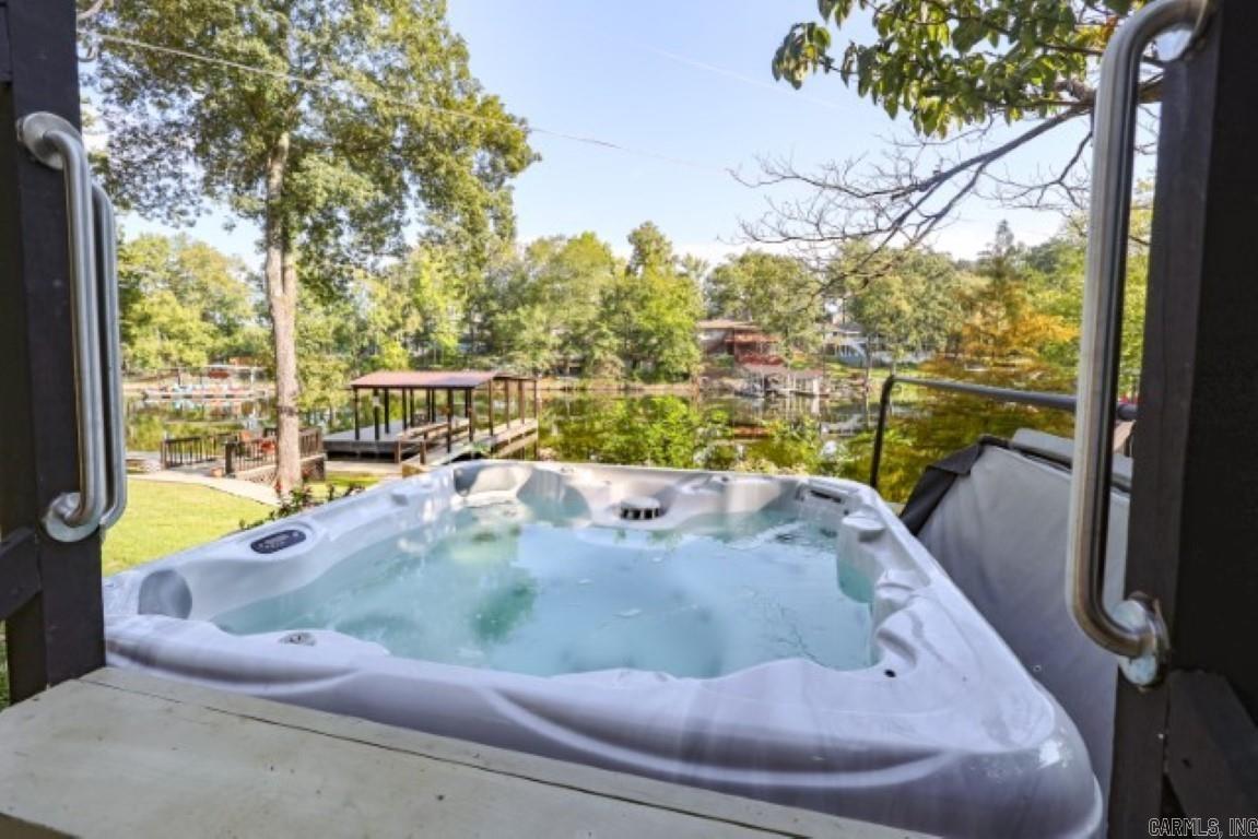 Lake Hamilton Outside - Residential