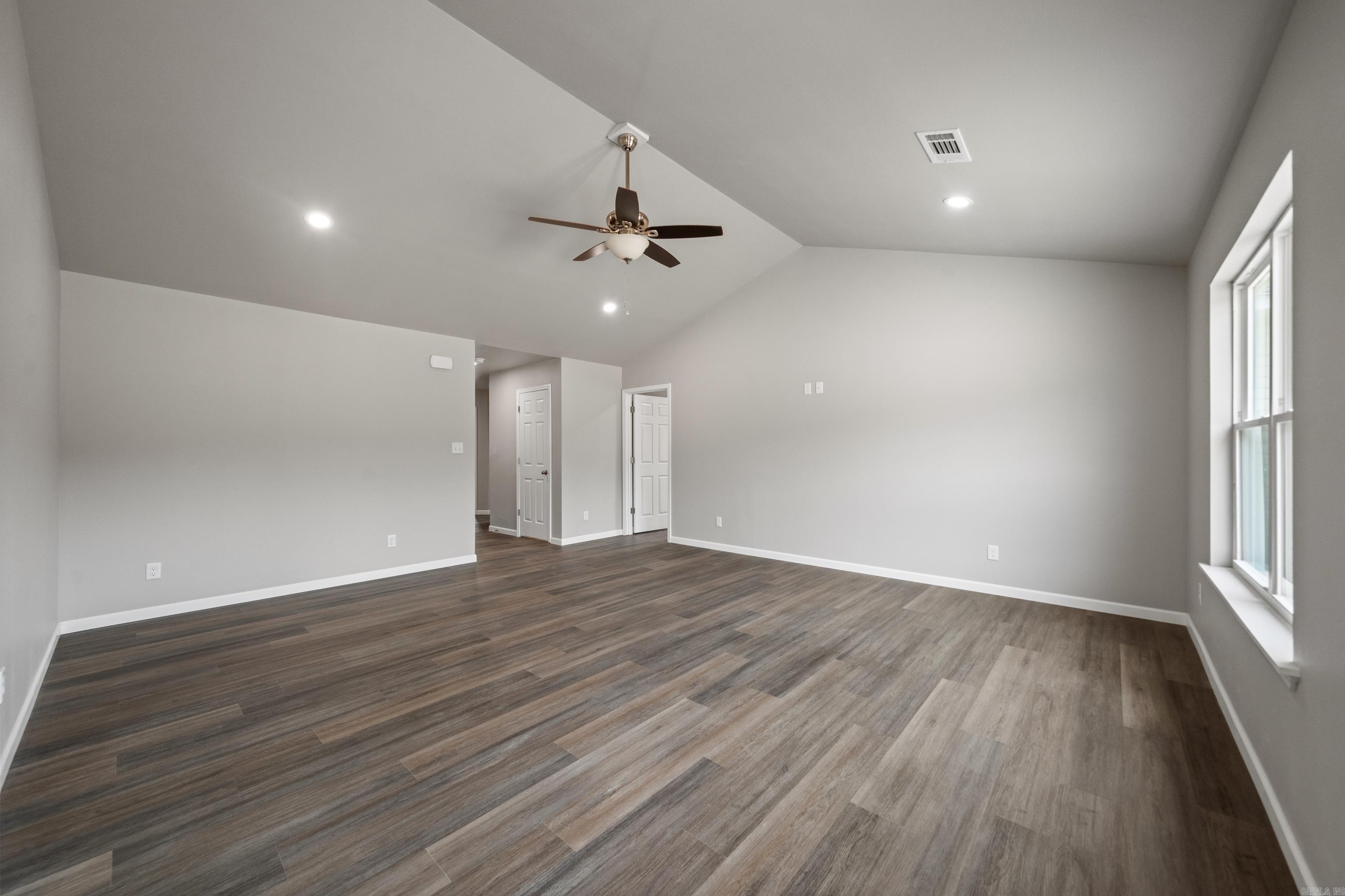 Lake Town - Residential