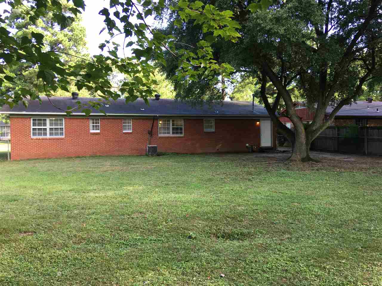 Conway Manor - Residential Lease