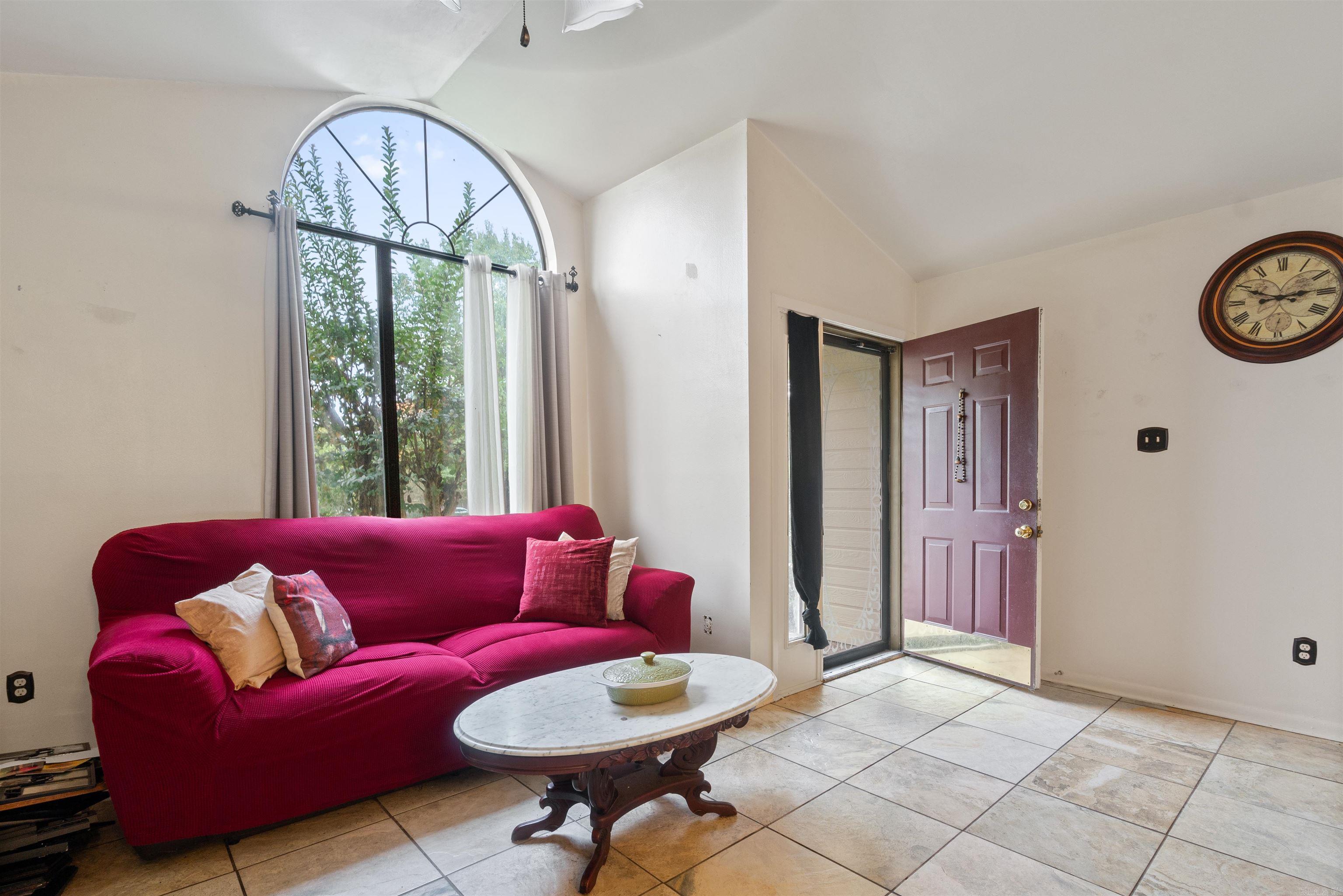 OTTER CREEK COMMUNITY - Residential