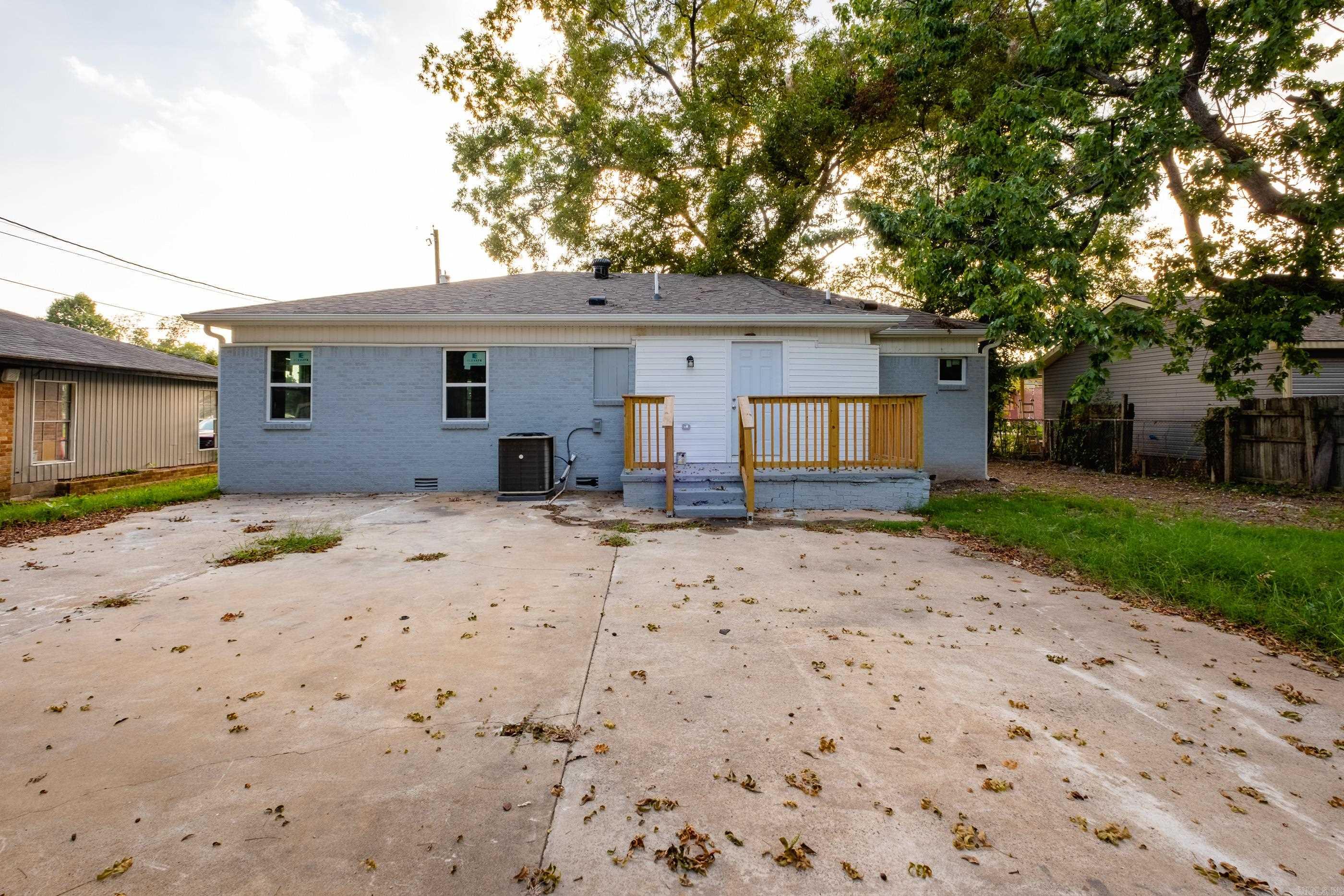 ATKINS JOHN L SCHOOL - Residential