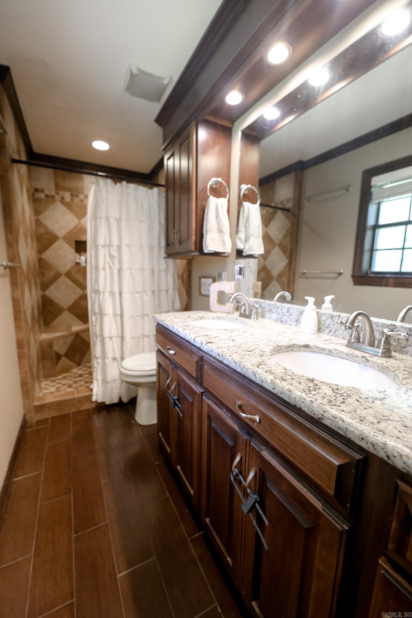 CHEROKEE HILLS 1 - Residential