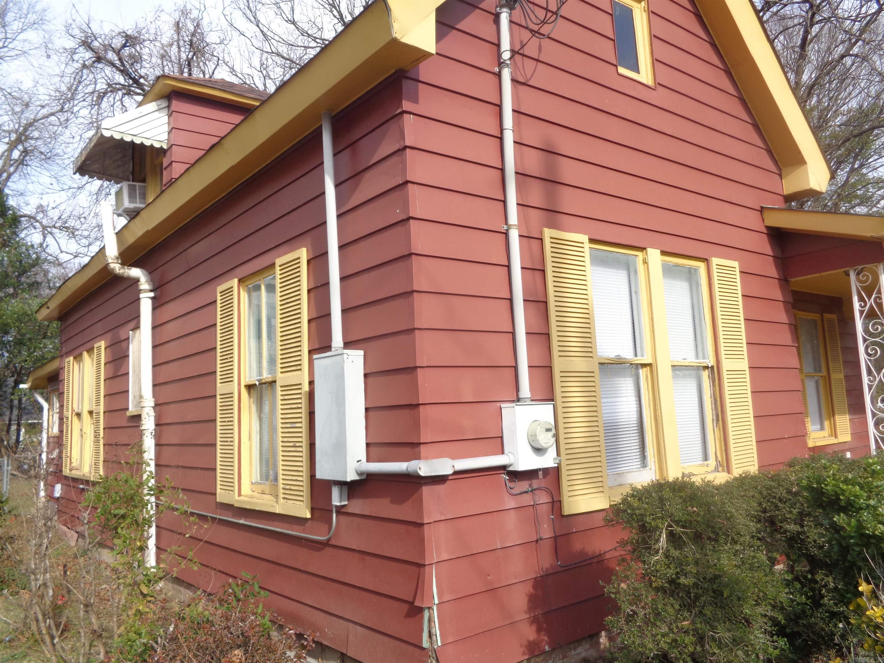 COCKRILL ADD S OF RR - Residential