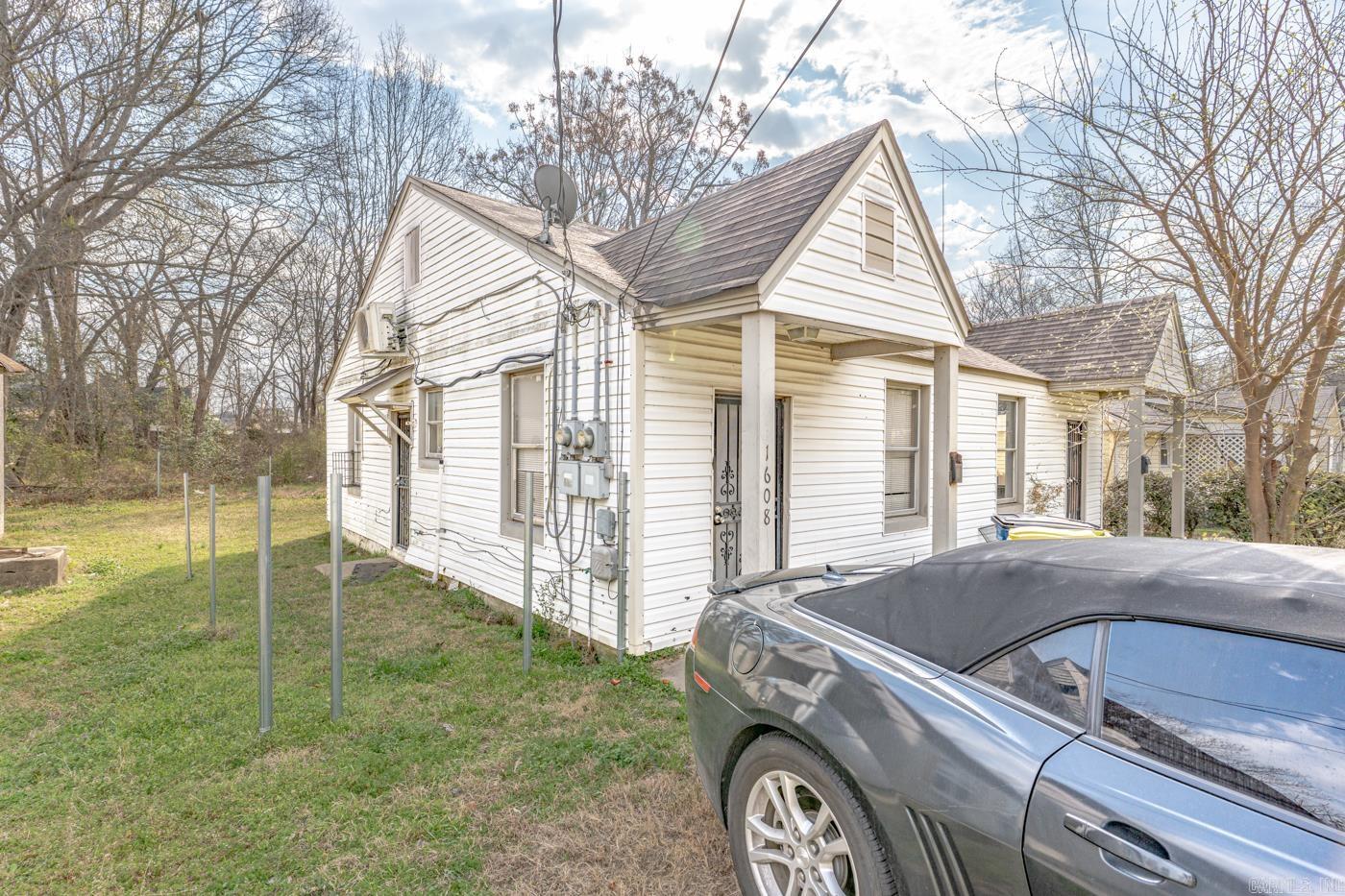 Kahn - Residential Income