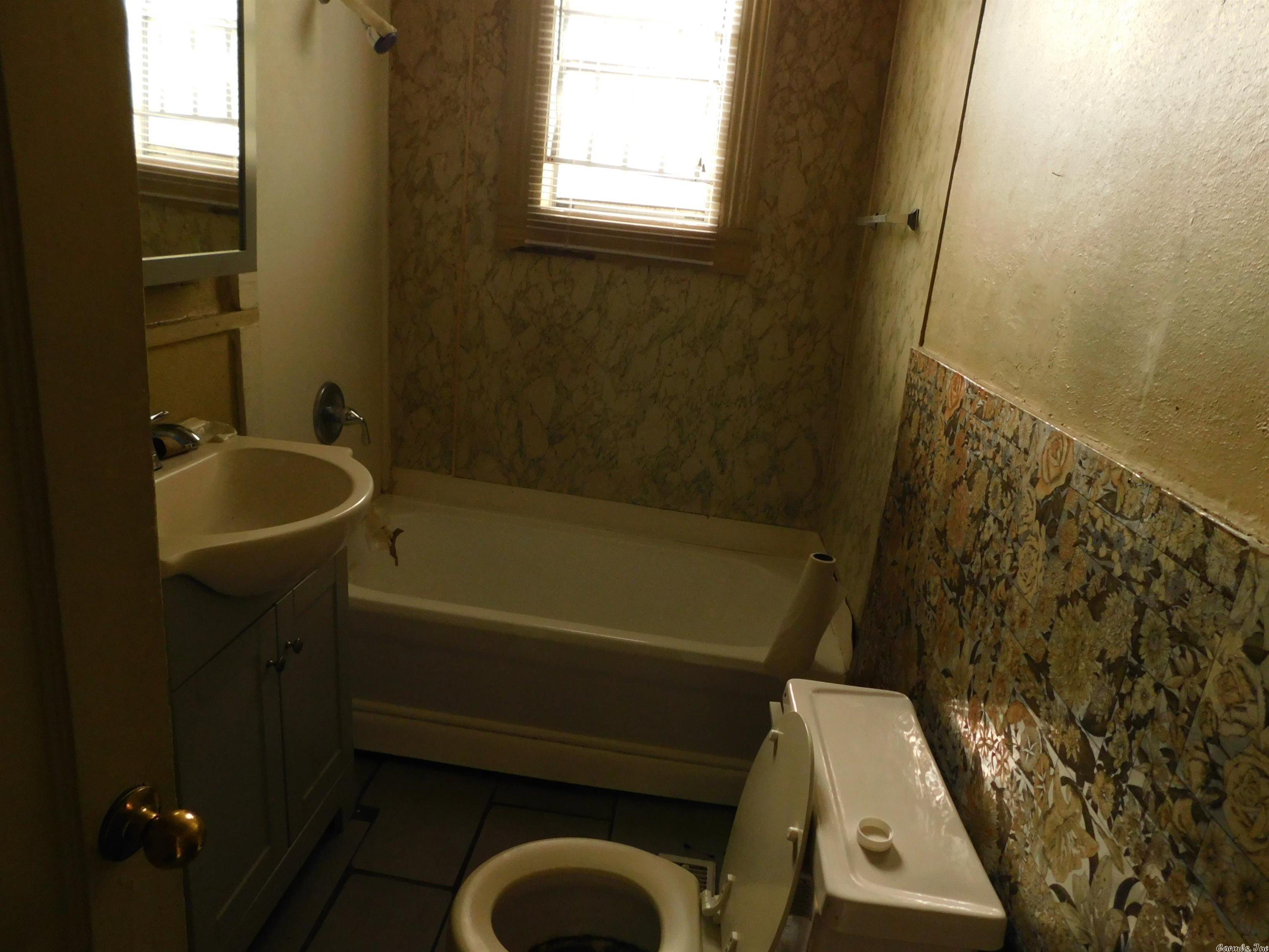 City of Little Rock L11 - Residential Income