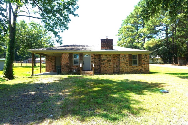 300 CLARK AVE, BALD KNOB, AR 72010 - Image b22d959d1593b2b2ecbd3426afa9ee62/1760130995