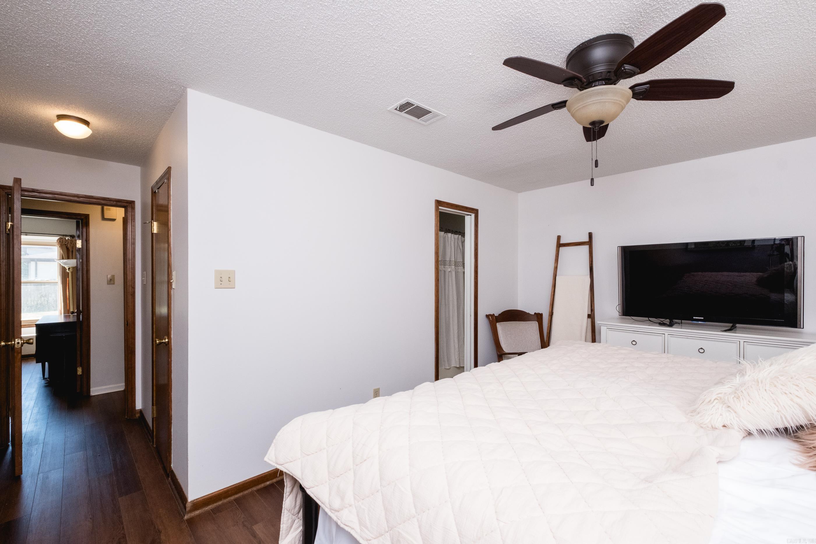 FOXGROVE - Residential