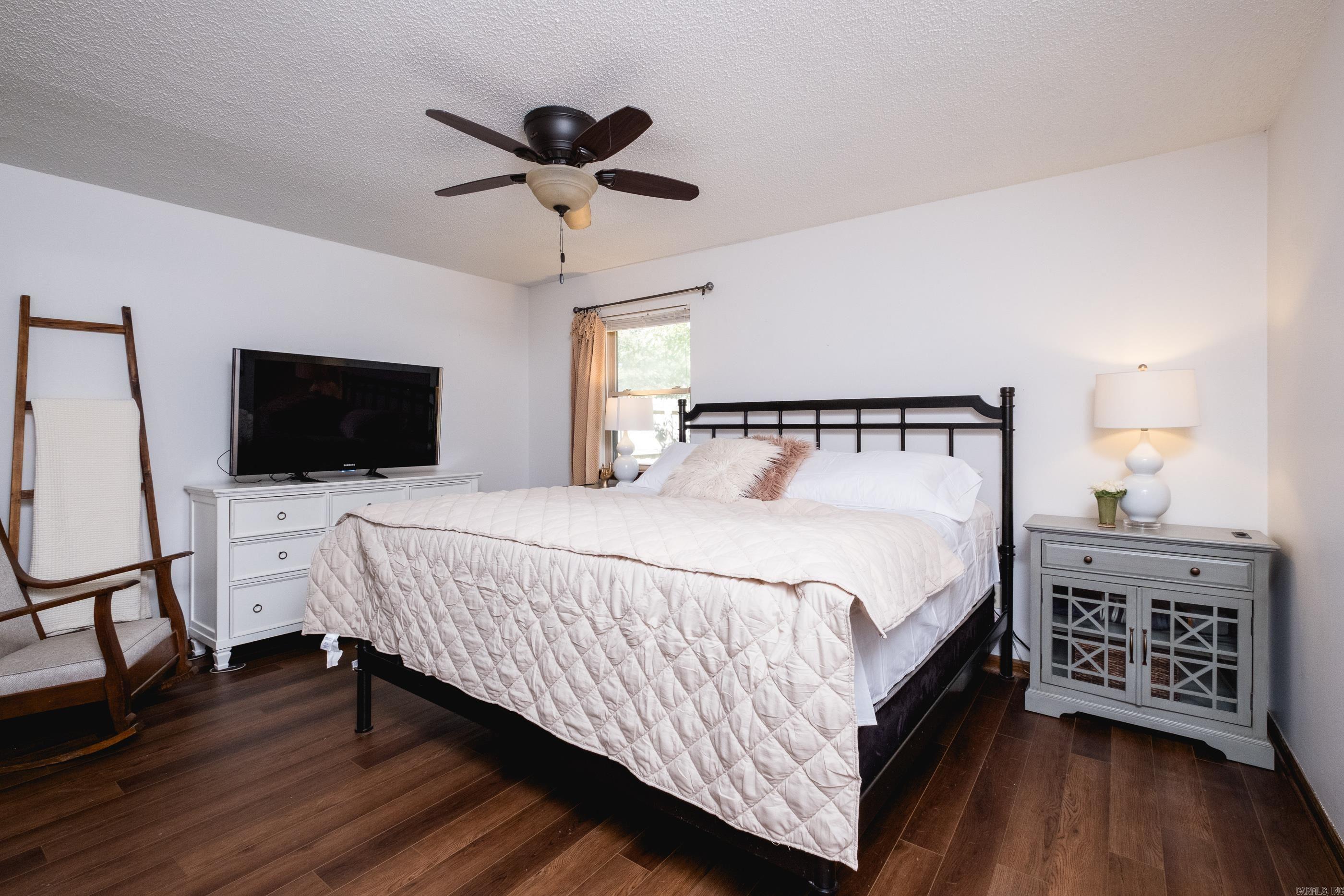 FOXGROVE - Residential