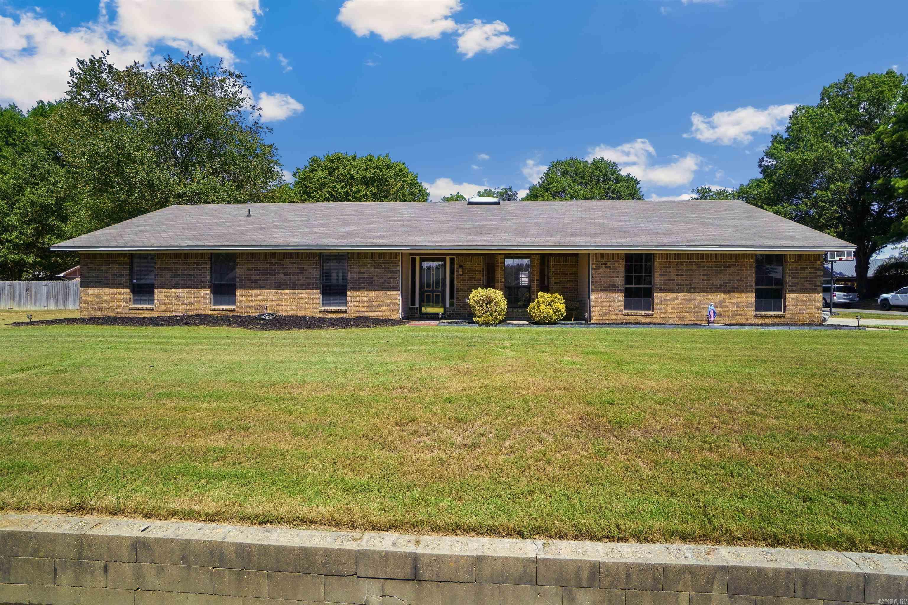 SUMMERFIELD - Residential