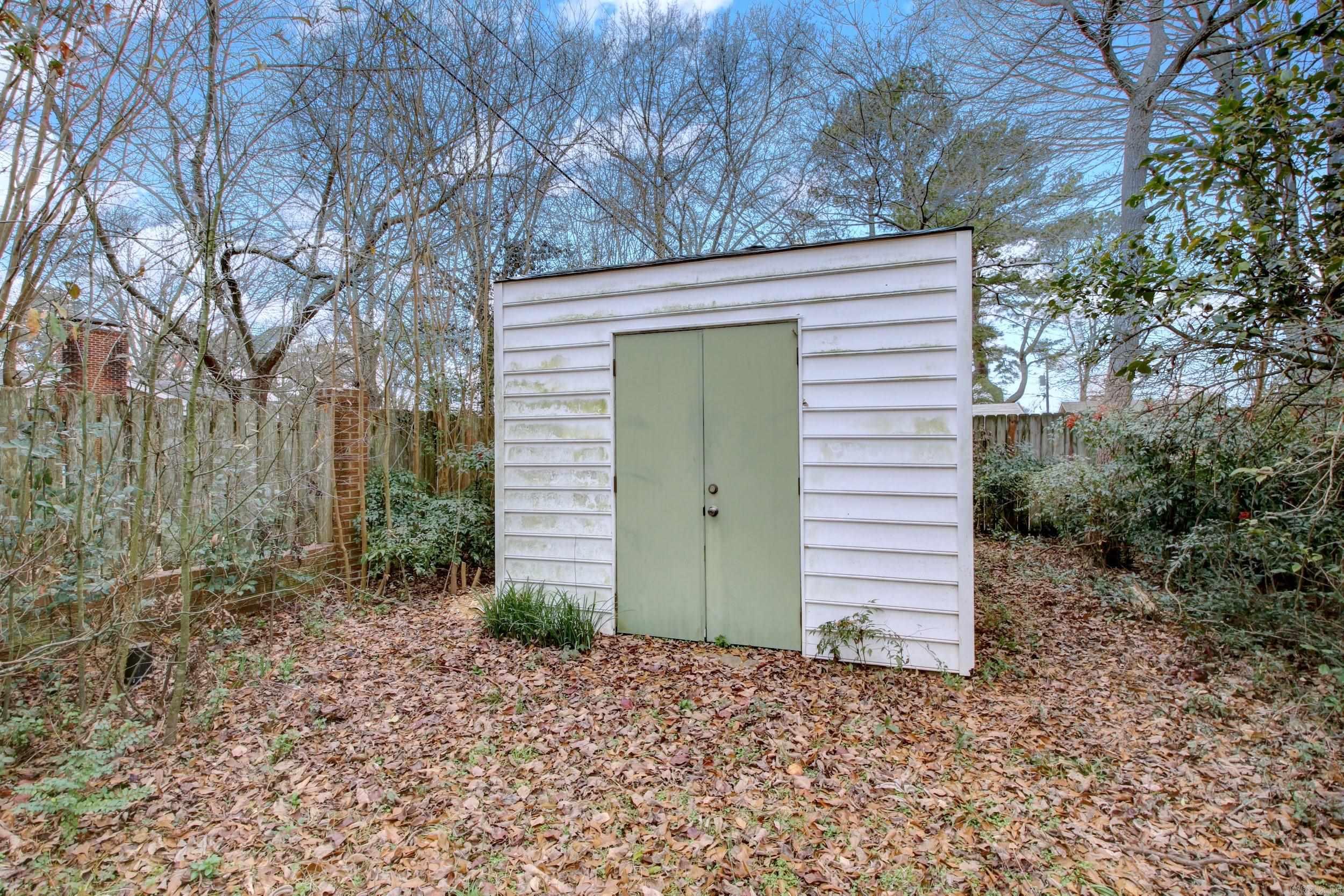 BROWNWOOD - Residential