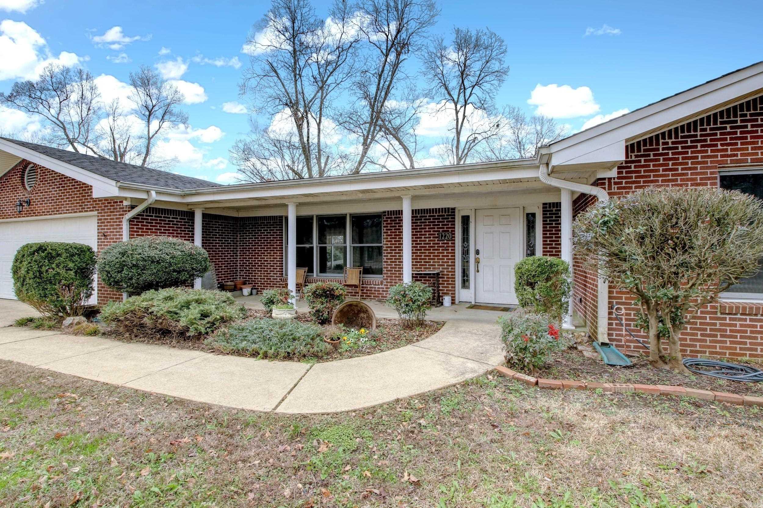 BROWNWOOD - Residential