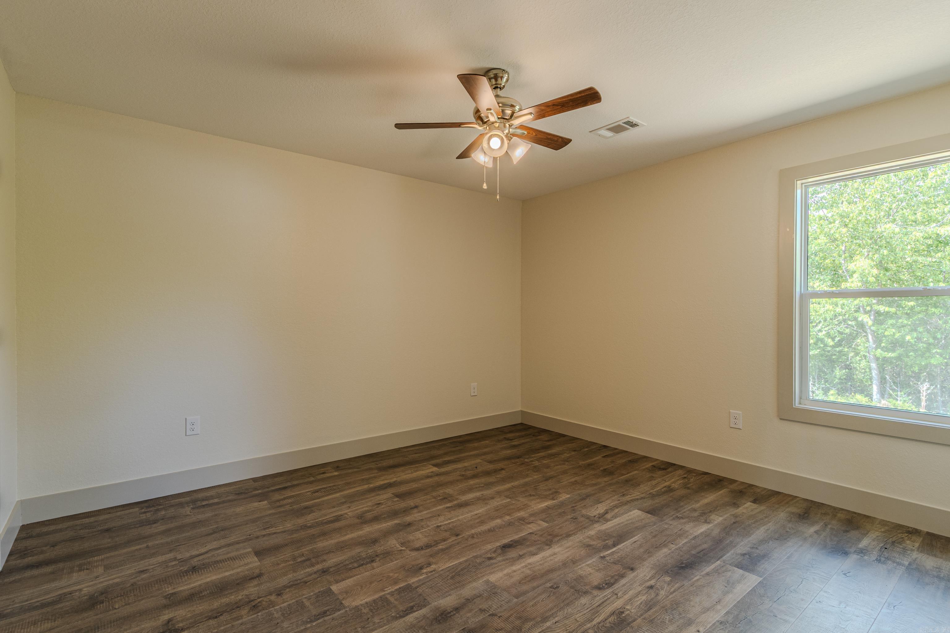 CEDAR VALLEY - Residential