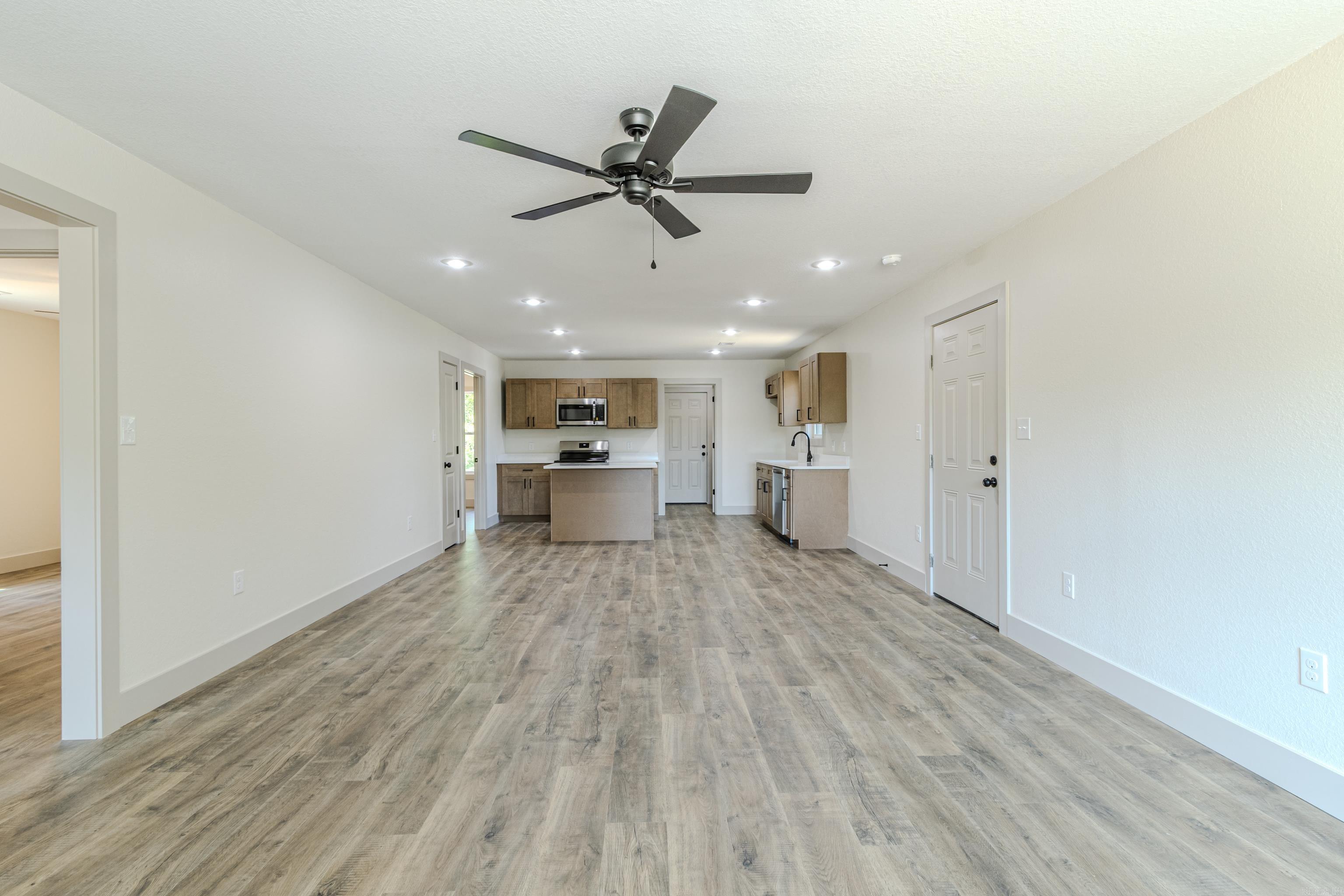 CEDAR VALLEY - Residential