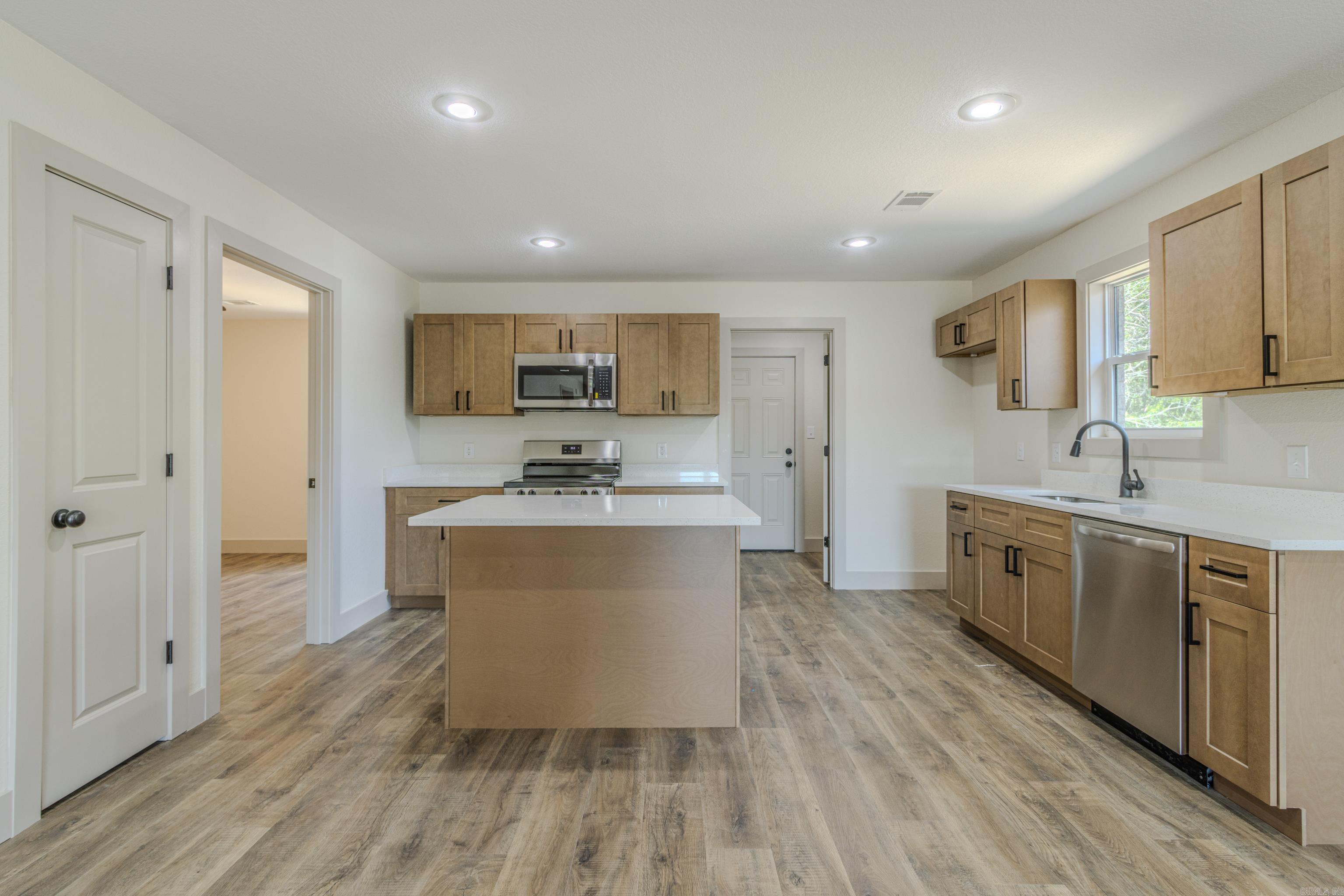 CEDAR VALLEY - Residential