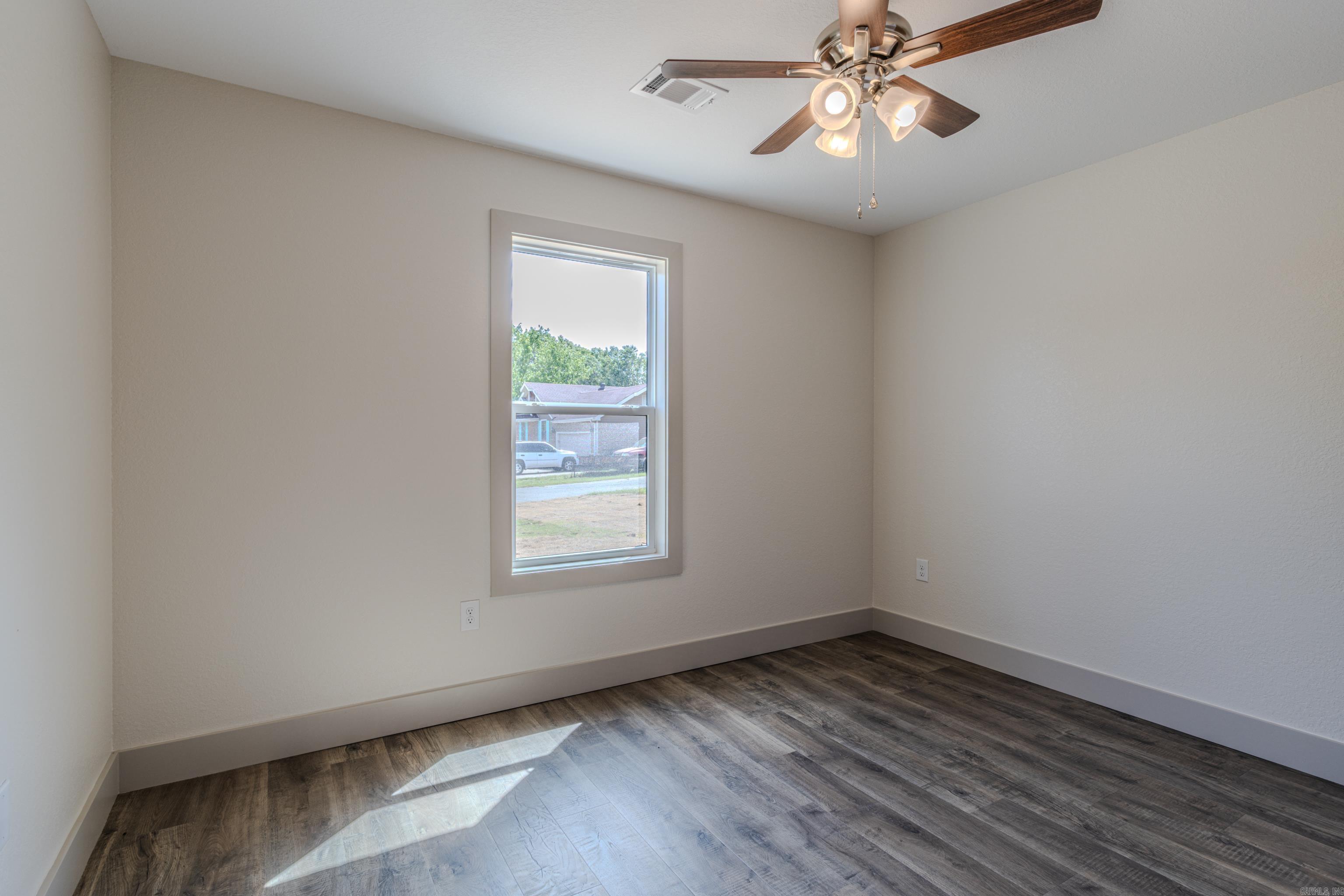 CEDAR VALLEY - Residential