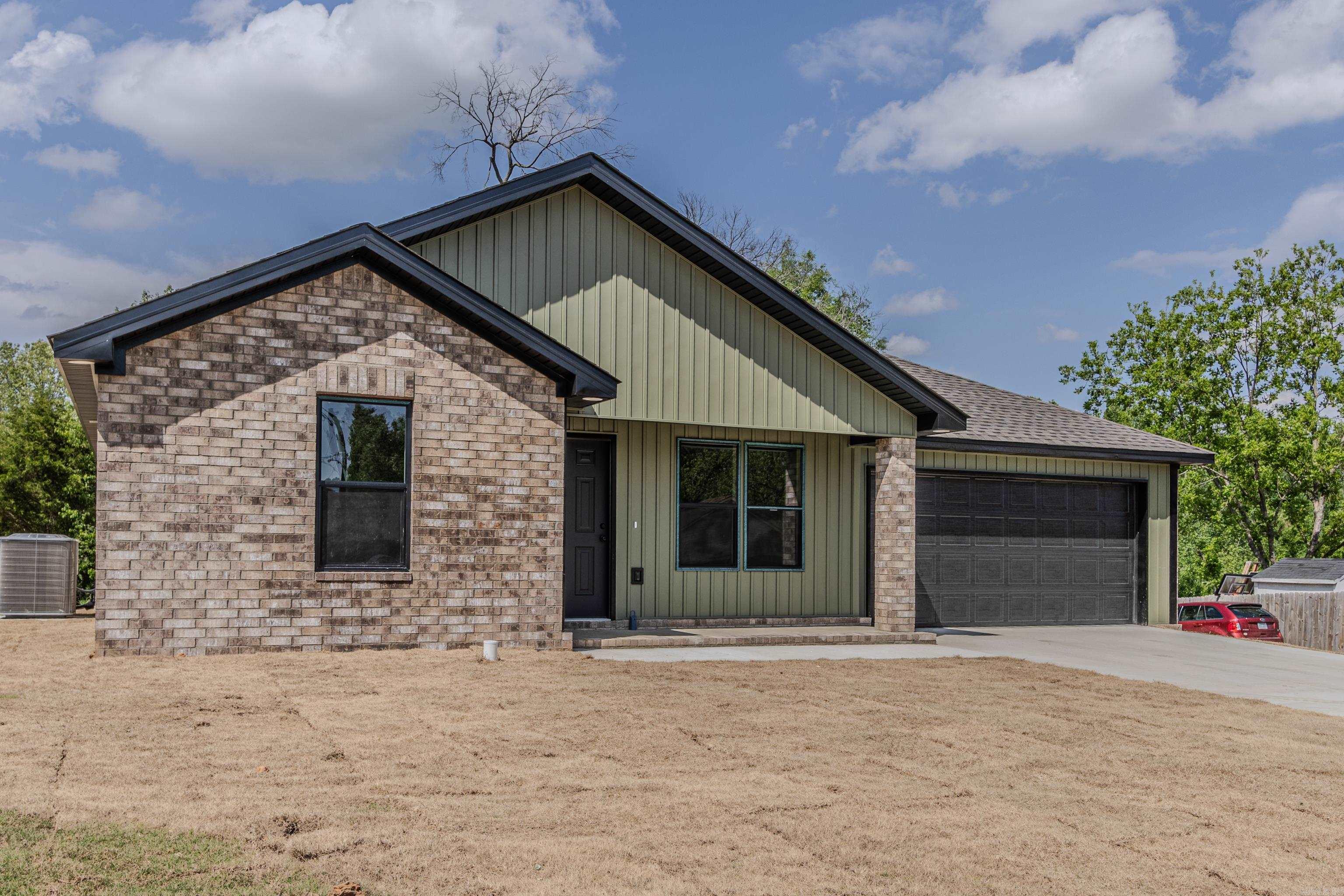 CEDAR VALLEY - Residential