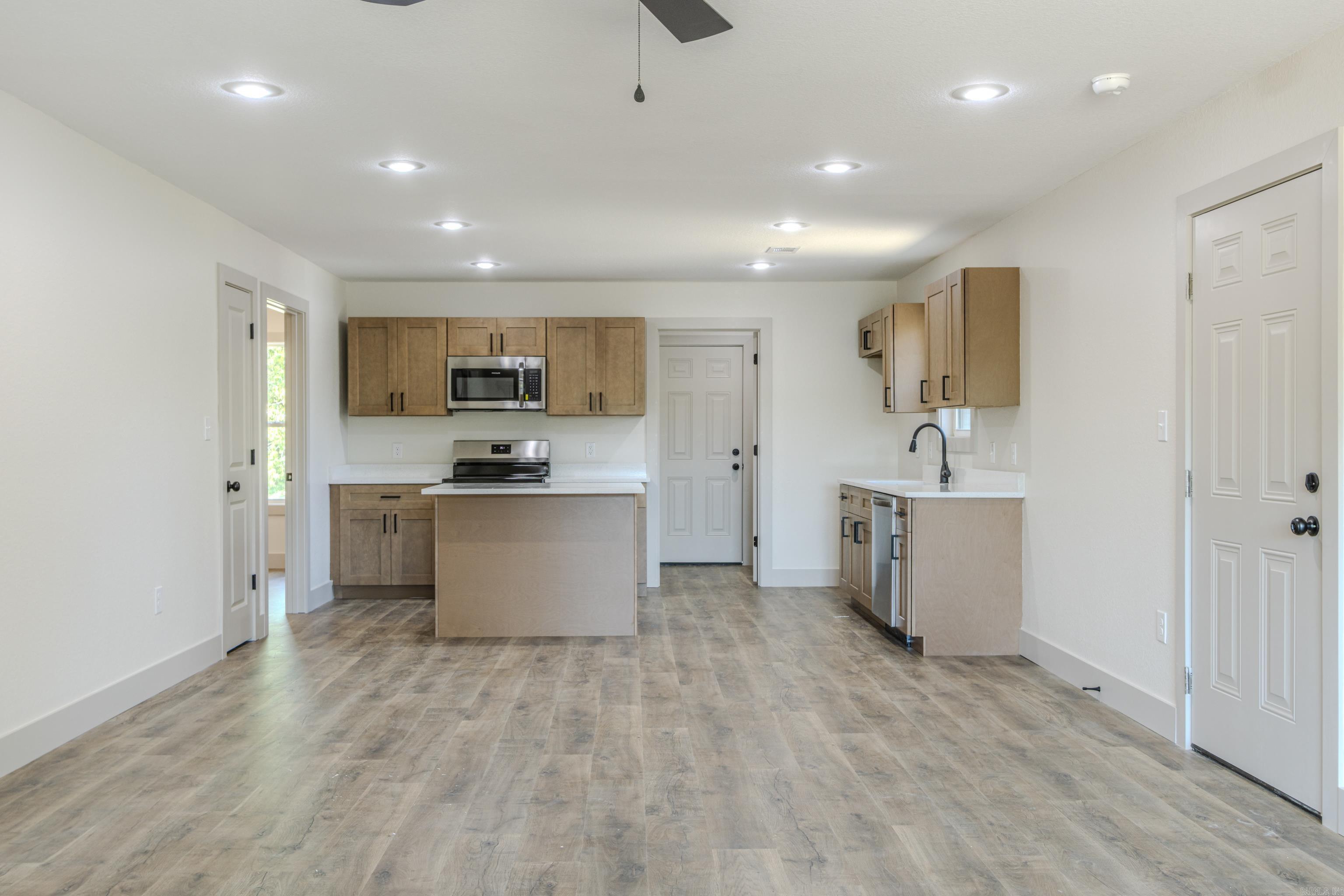 CEDAR VALLEY - Residential