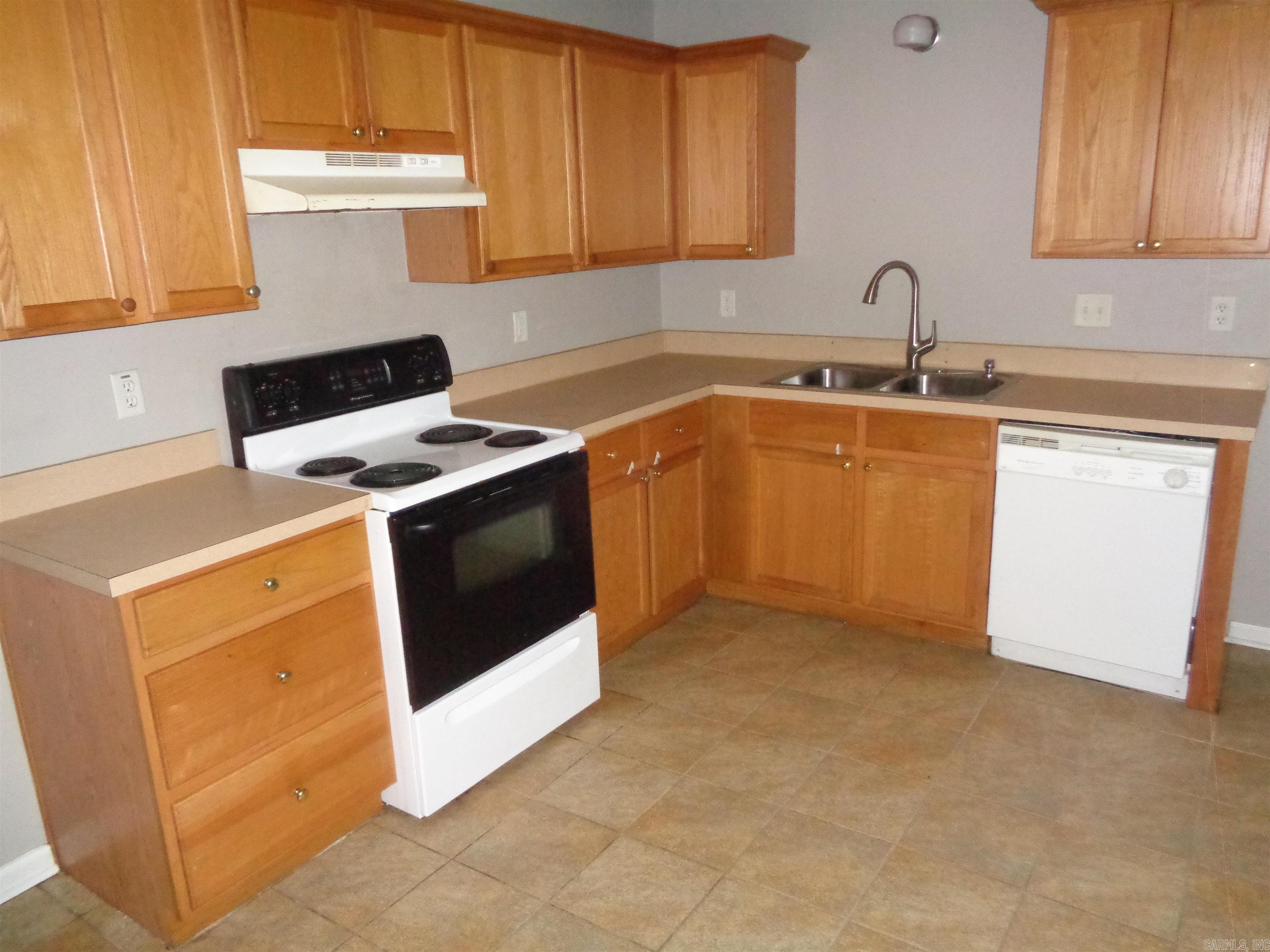 Barrow John 11L - Residential Lease