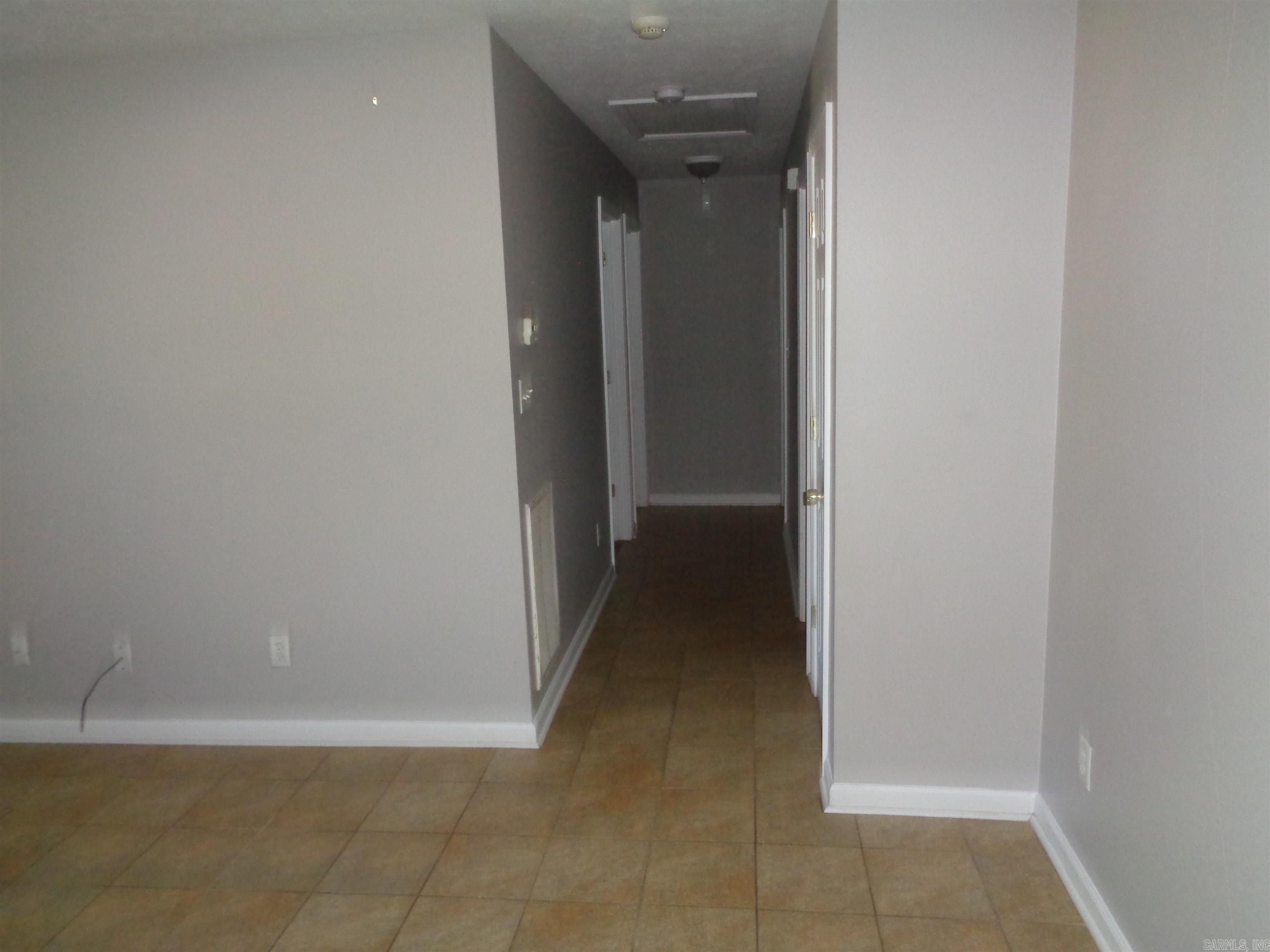 Barrow John 11L - Residential Lease