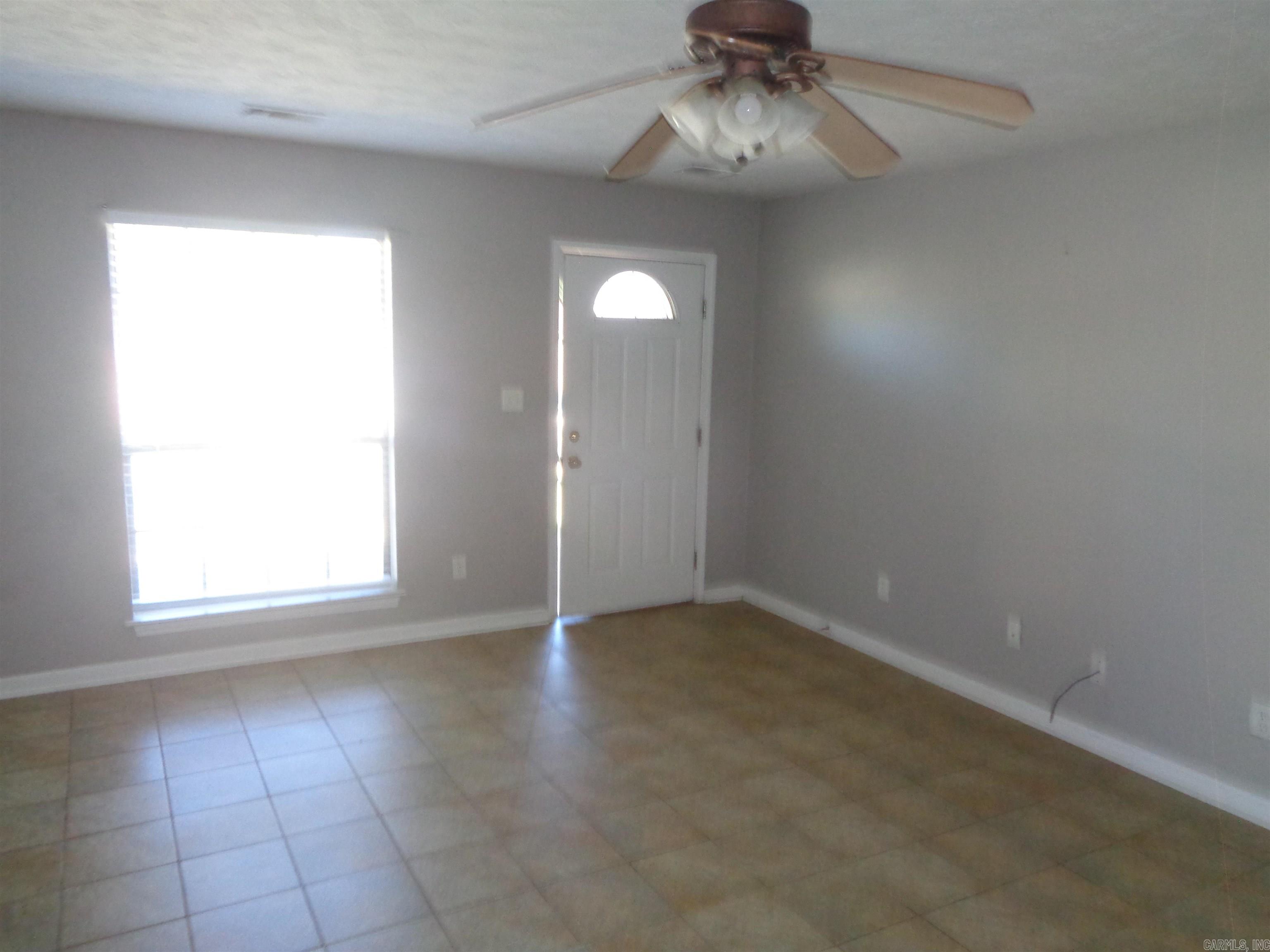 Barrow John 11L - Residential Lease