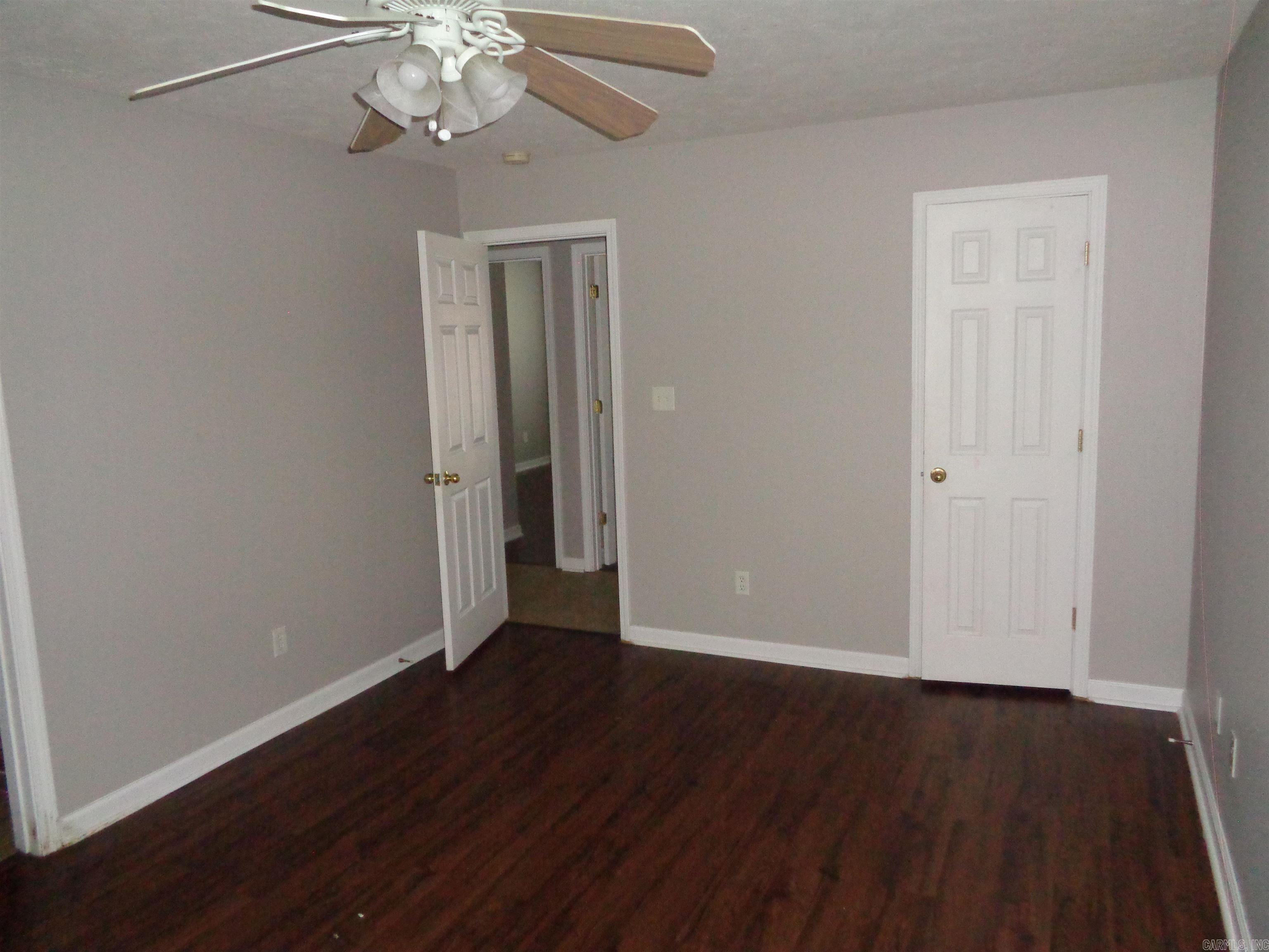 Barrow John 11L - Residential Lease