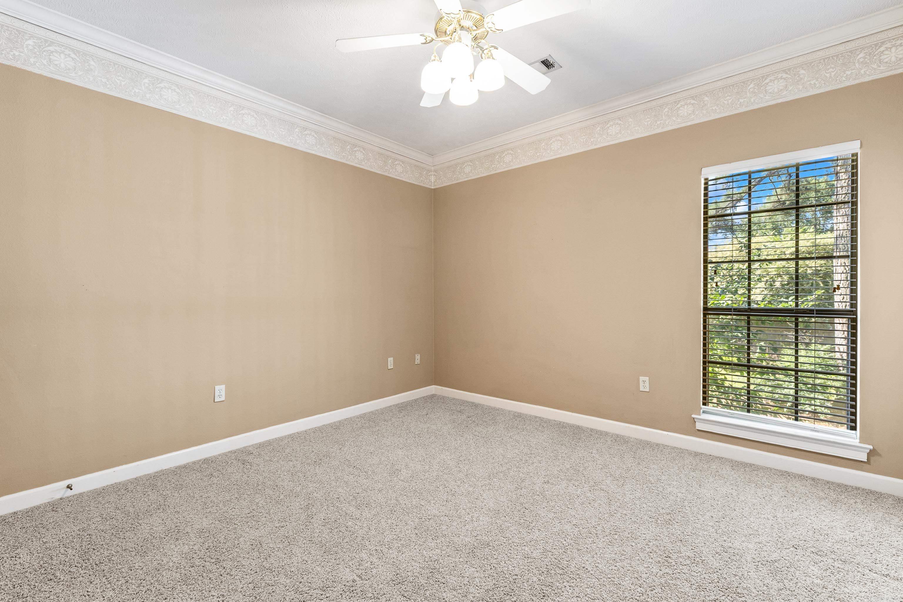 PINE CREEK - Residential