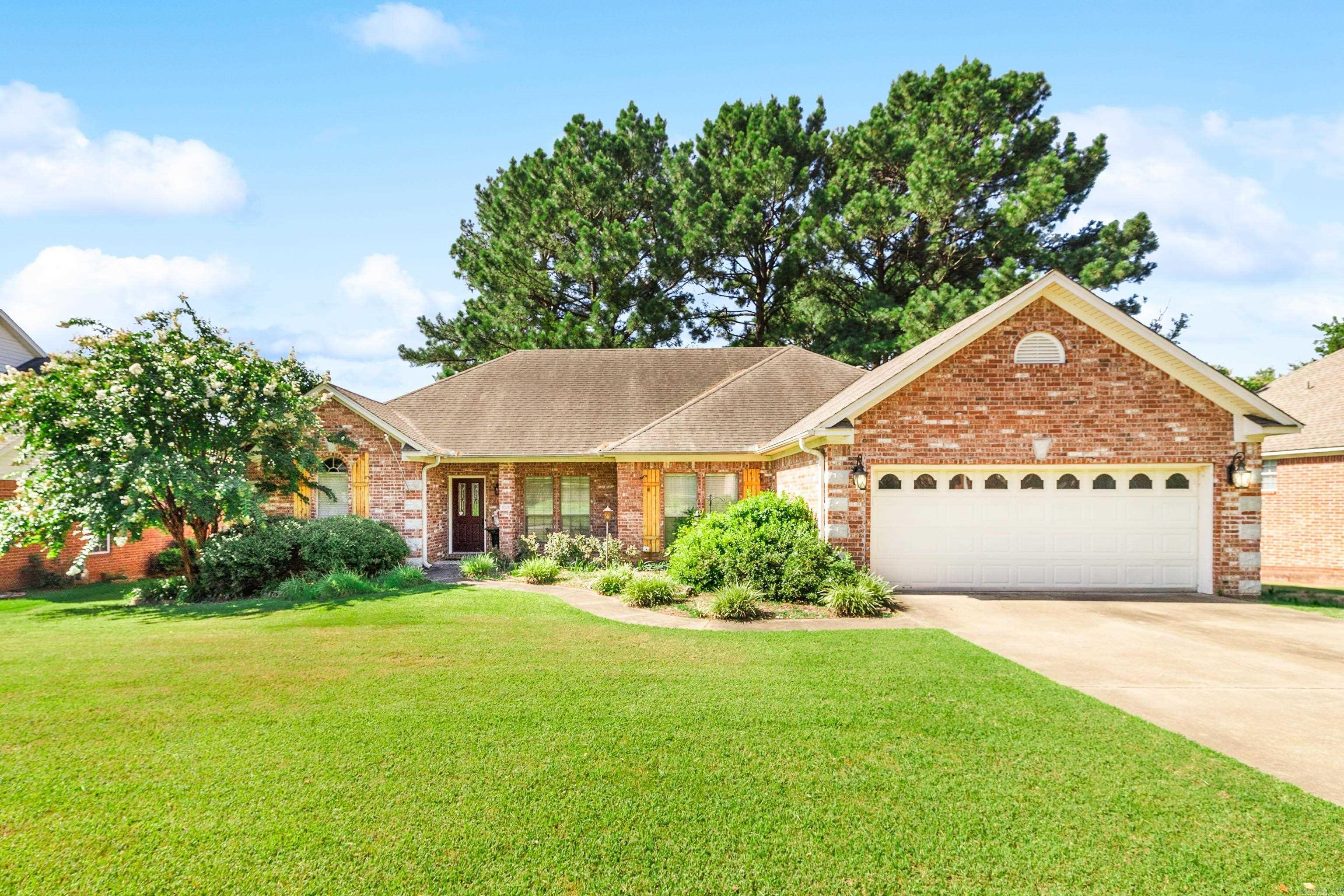 PINE CREEK - Residential