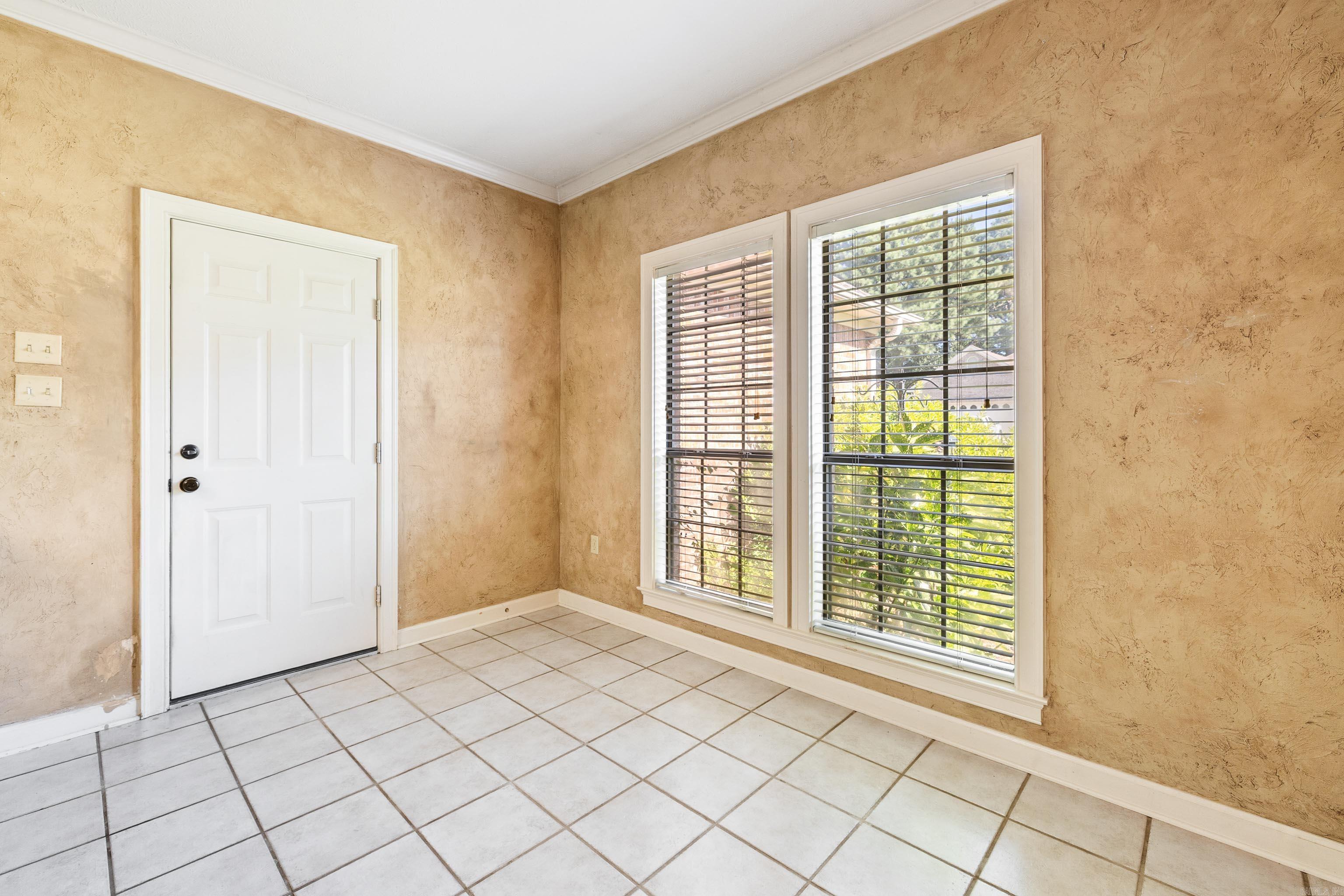 PINE CREEK - Residential