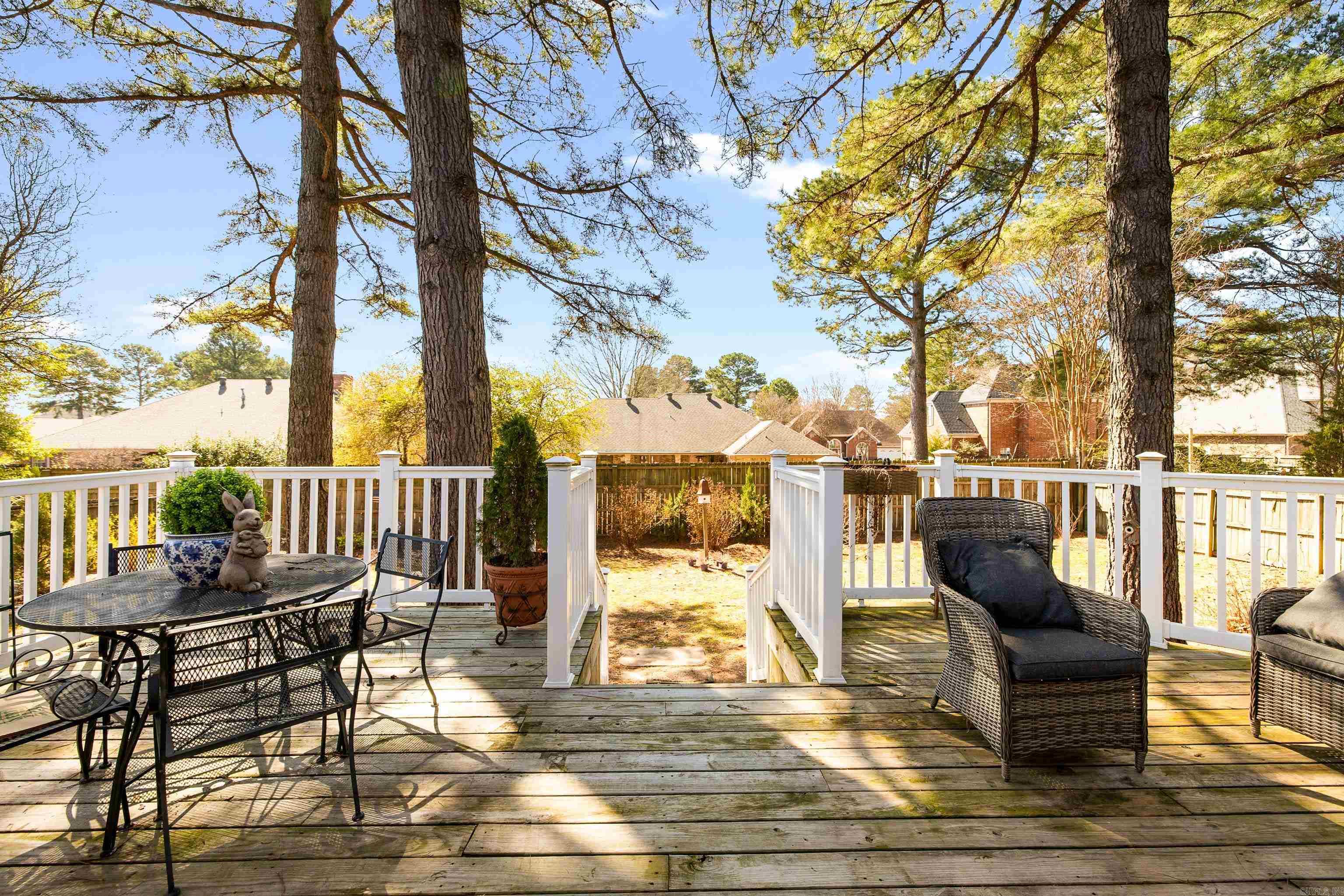 PINE CREEK - Residential