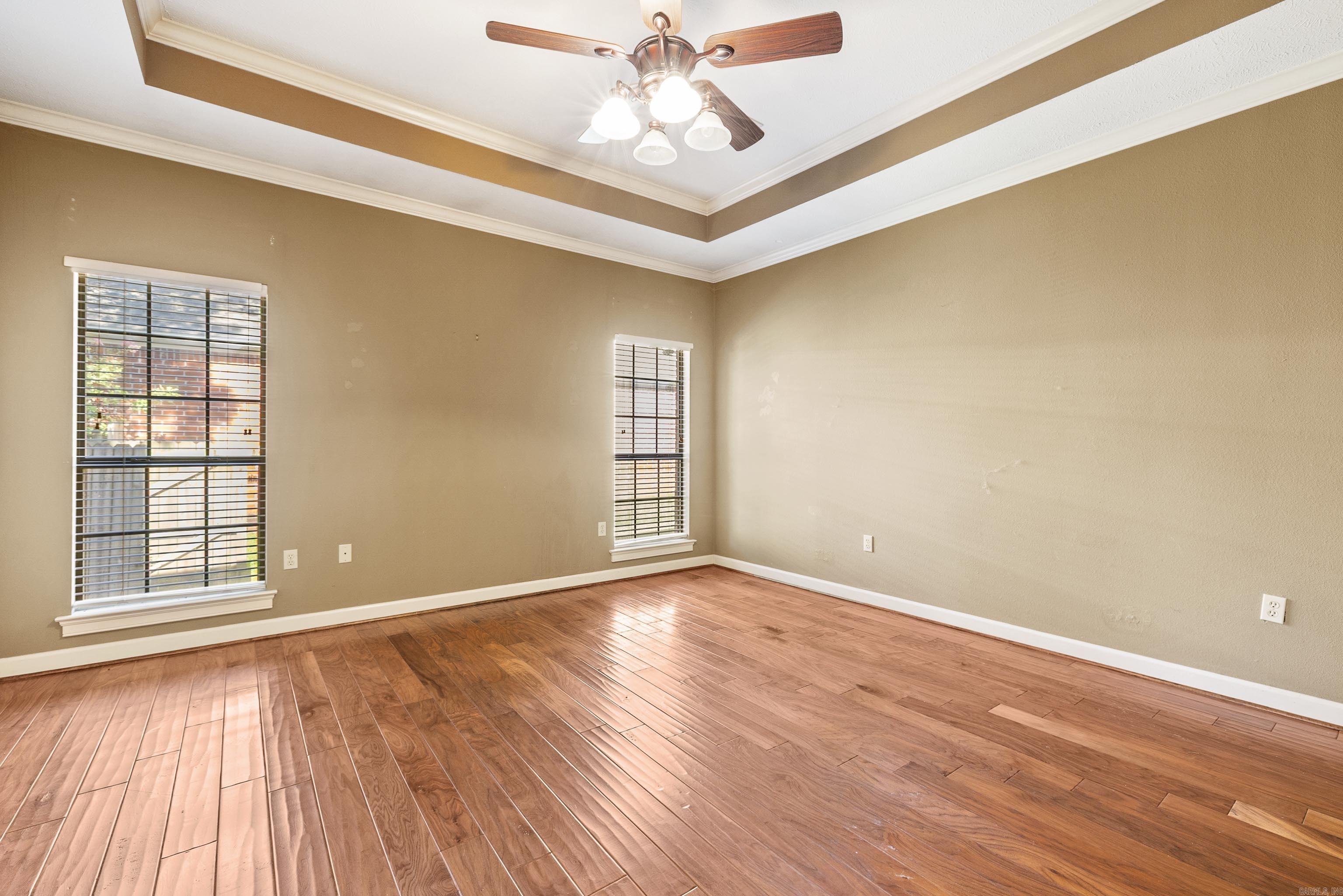 PINE CREEK - Residential