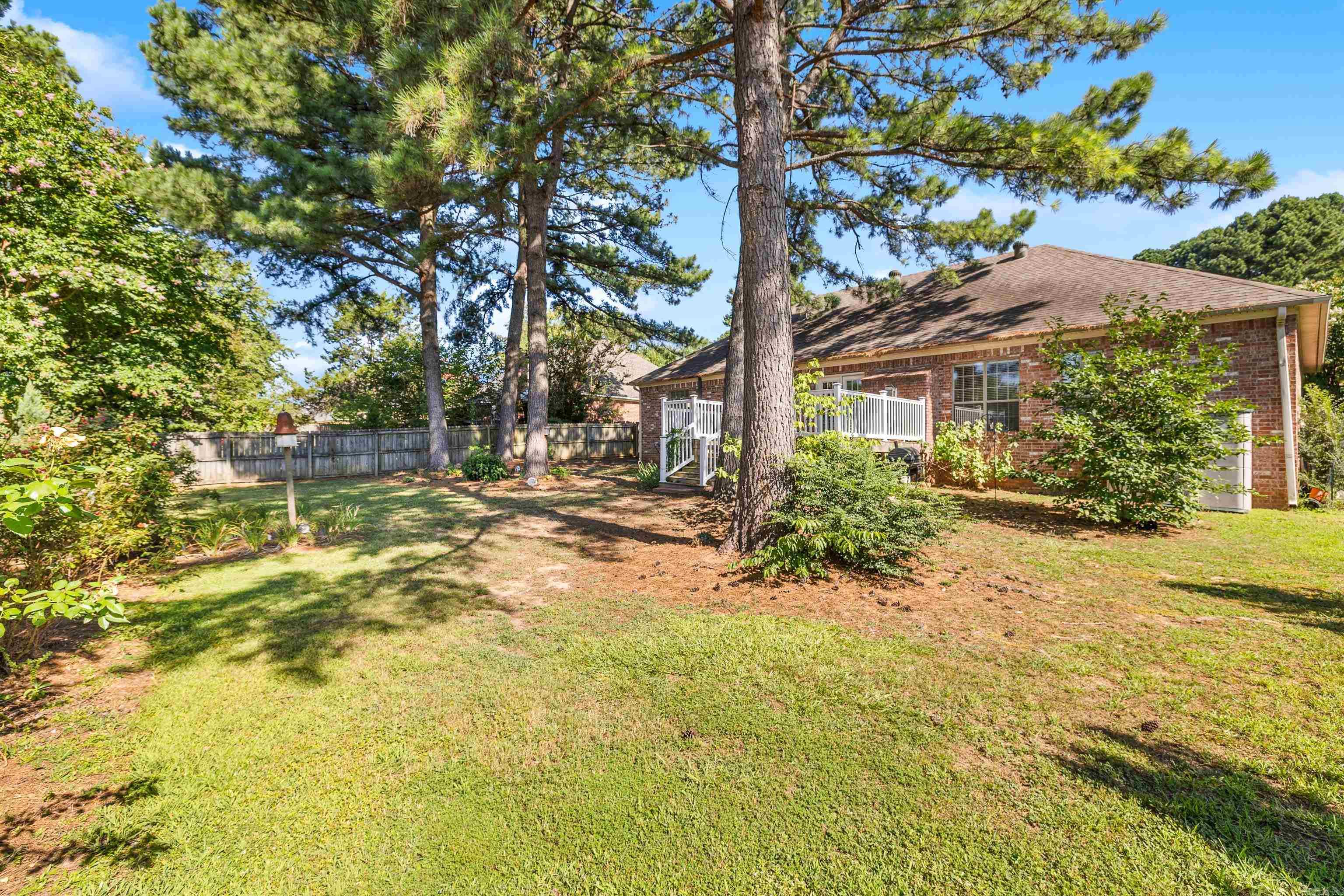 PINE CREEK - Residential