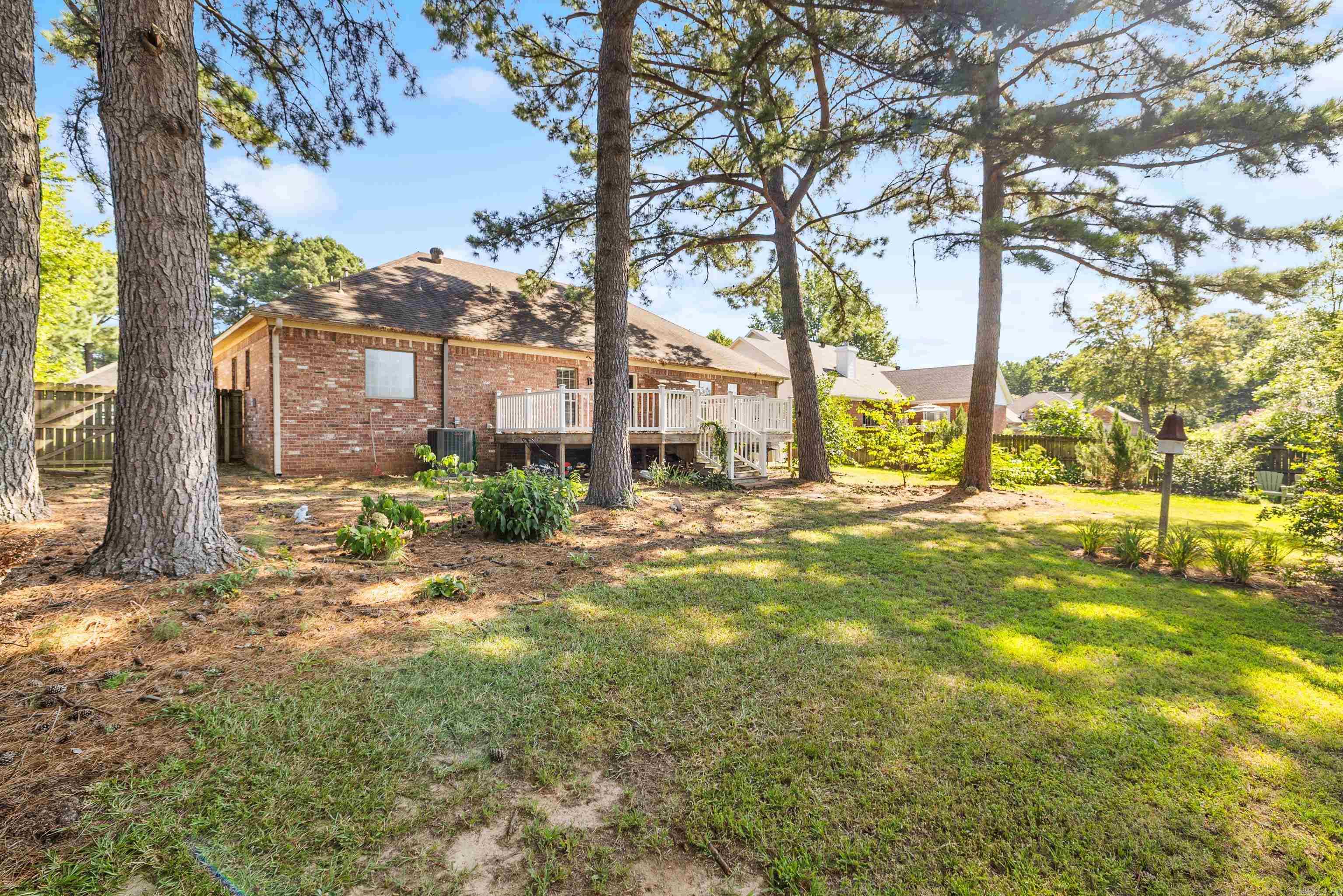 PINE CREEK - Residential