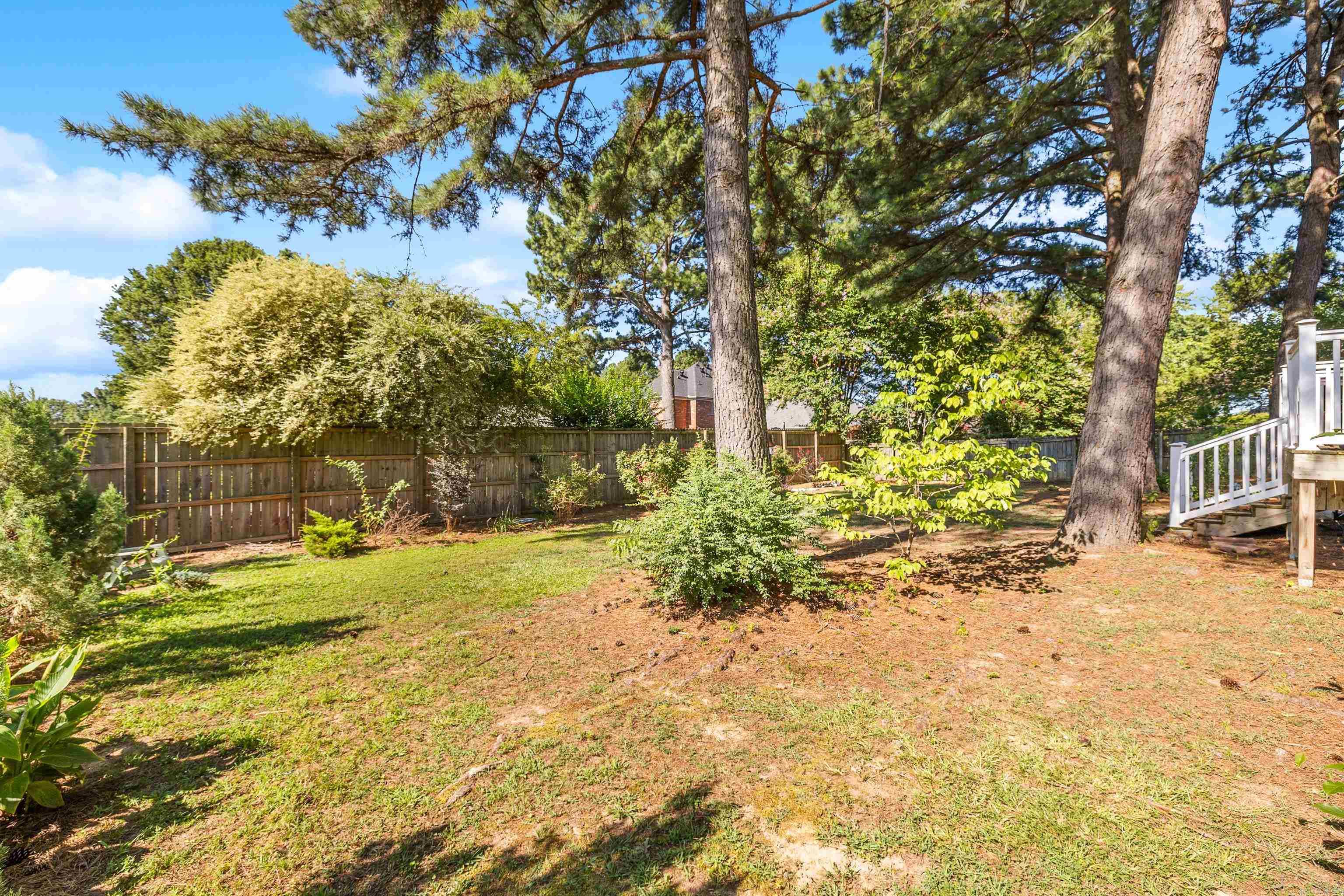 PINE CREEK - Residential