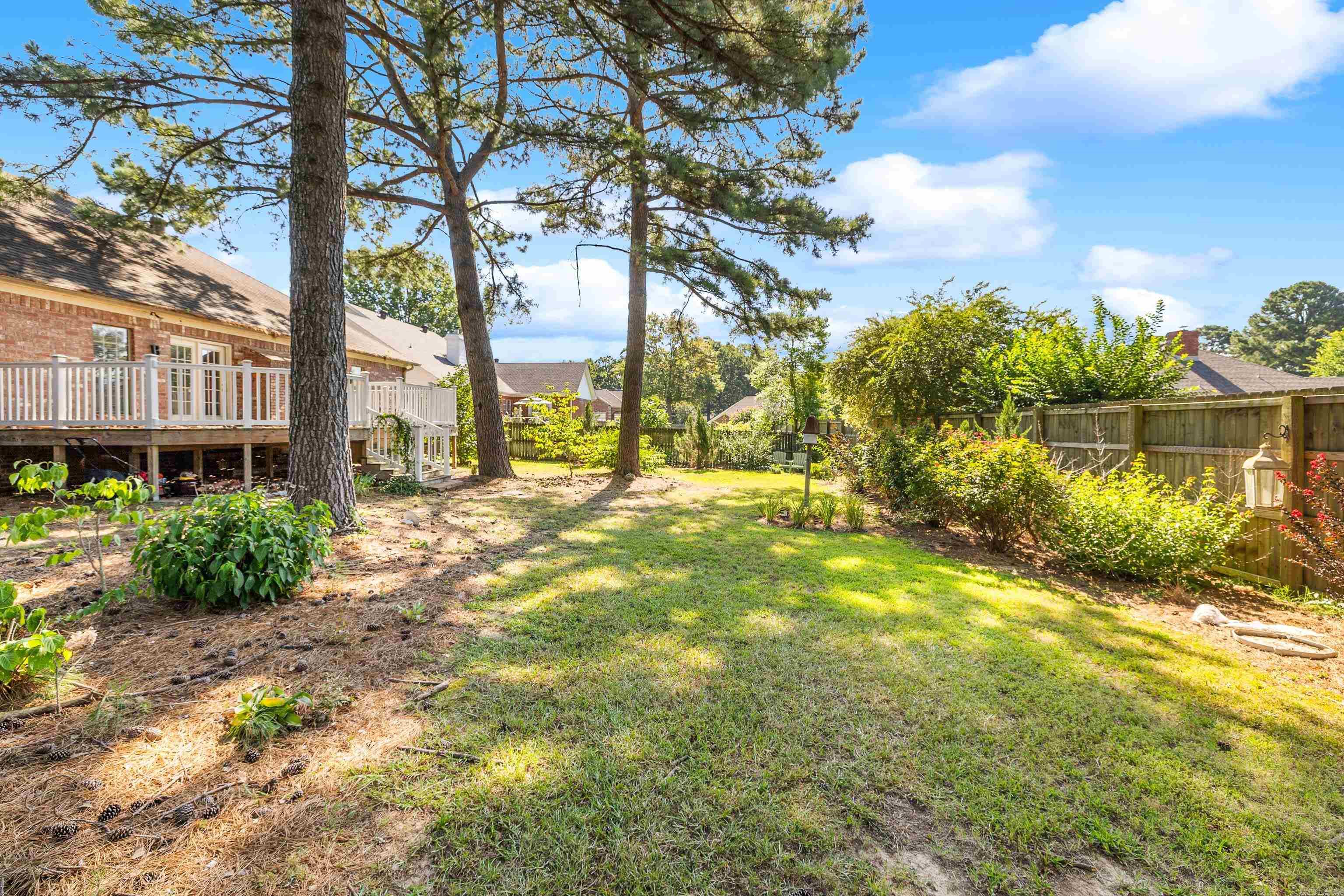 PINE CREEK - Residential