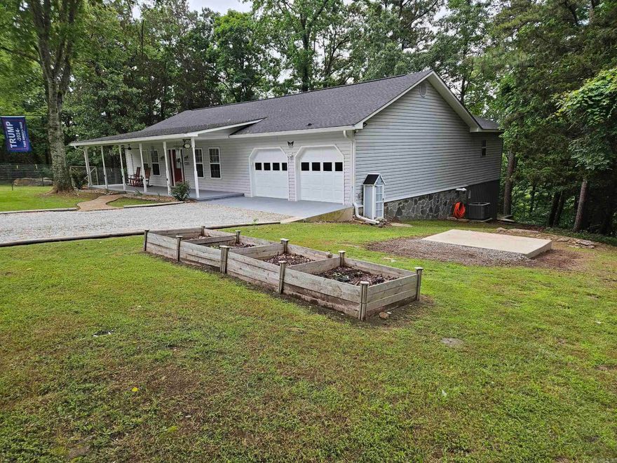 Beautiful well maintianed home just outside of Mountain View on a private drive.  Valuted wood ceilings, real wood cabinets, pot filler over top of gas cook top, large laundry room & prep sink, wood floors, 2 naturalgas fireplqces, one sits in the master bedroom, enjoy the warm fireplace or Jacuzzi tub or walk in shower all in the master, it also has its own private walk out to the back deck, large covered back deck with open air area for grilling, garage offers nice area for working & lots of organization. In winter there is a nice mountain view, New roof this year and hot water heater with in past  5 new hvac,  level front yard allows for beautiful green grass yard.  Nice area for pets outside too!  Close to White River, short drive to Buffalo river and 35 mins back to Greers Ferry Lake. Perfect family home in the Ozarks Of Arkansas! Small shed in pic has been moved & no longer a part of the property.