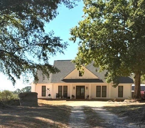 Photo of 312 Hempstead 104, Hope, AR 71802 (MLS # 26042780)