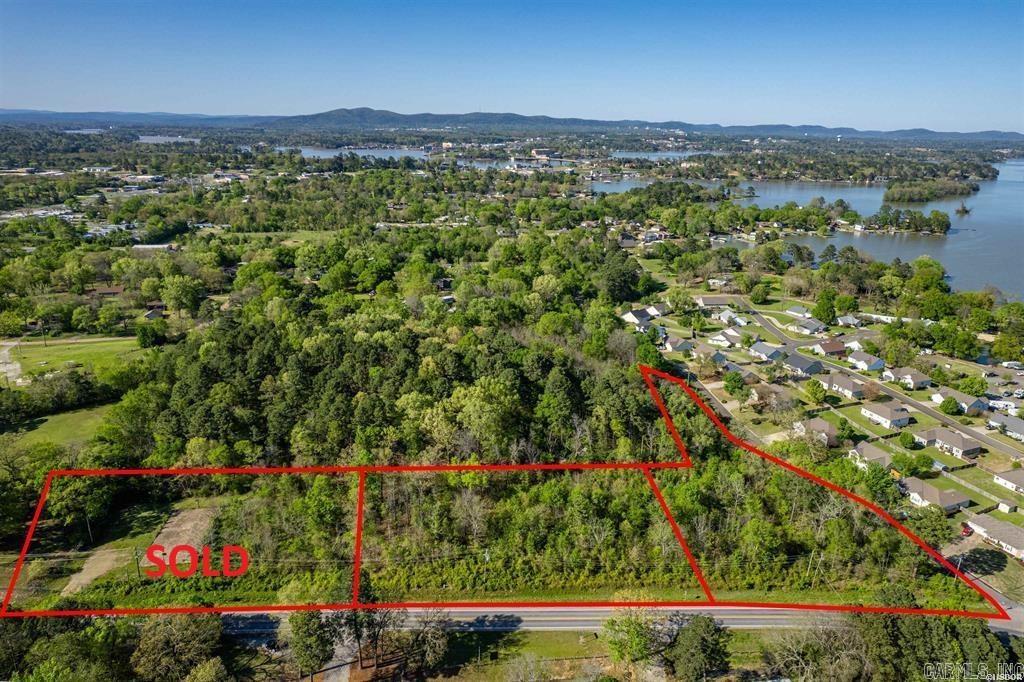 LOCATION, LOCATION, LOCATION!!!! This 2.92-acre commercial land is located in the rapidly growing 7 South area of Hot Springs, AR. Offering excellent visibility and easy access, the property is perfect for a variety of commercial developments. With the areaās ongoing growth and proximity to key local attractions, this lot presents a prime opportunity for businesses to capitalize on the expanding market. Ideal for retail, shopping center, storage facility, office spaces, or service-based ventures, this property is ready for your vision to take shape. Donāt miss out on this promising investment in a thriving area!
