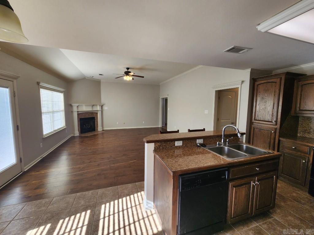 BRIARSTONE - Residential