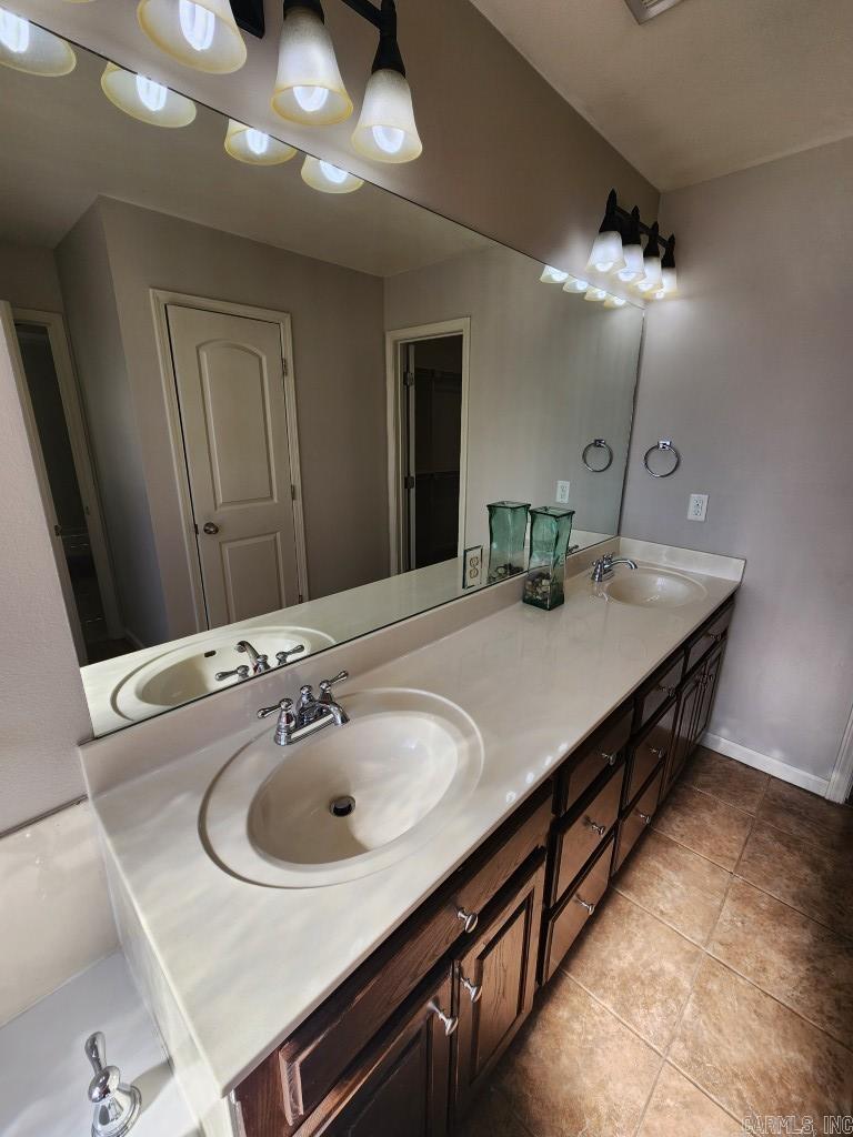 BRIARSTONE - Residential