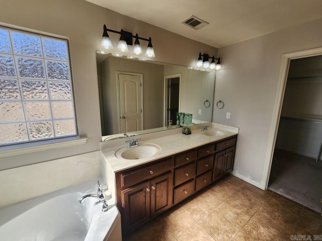 BRIARSTONE - Residential