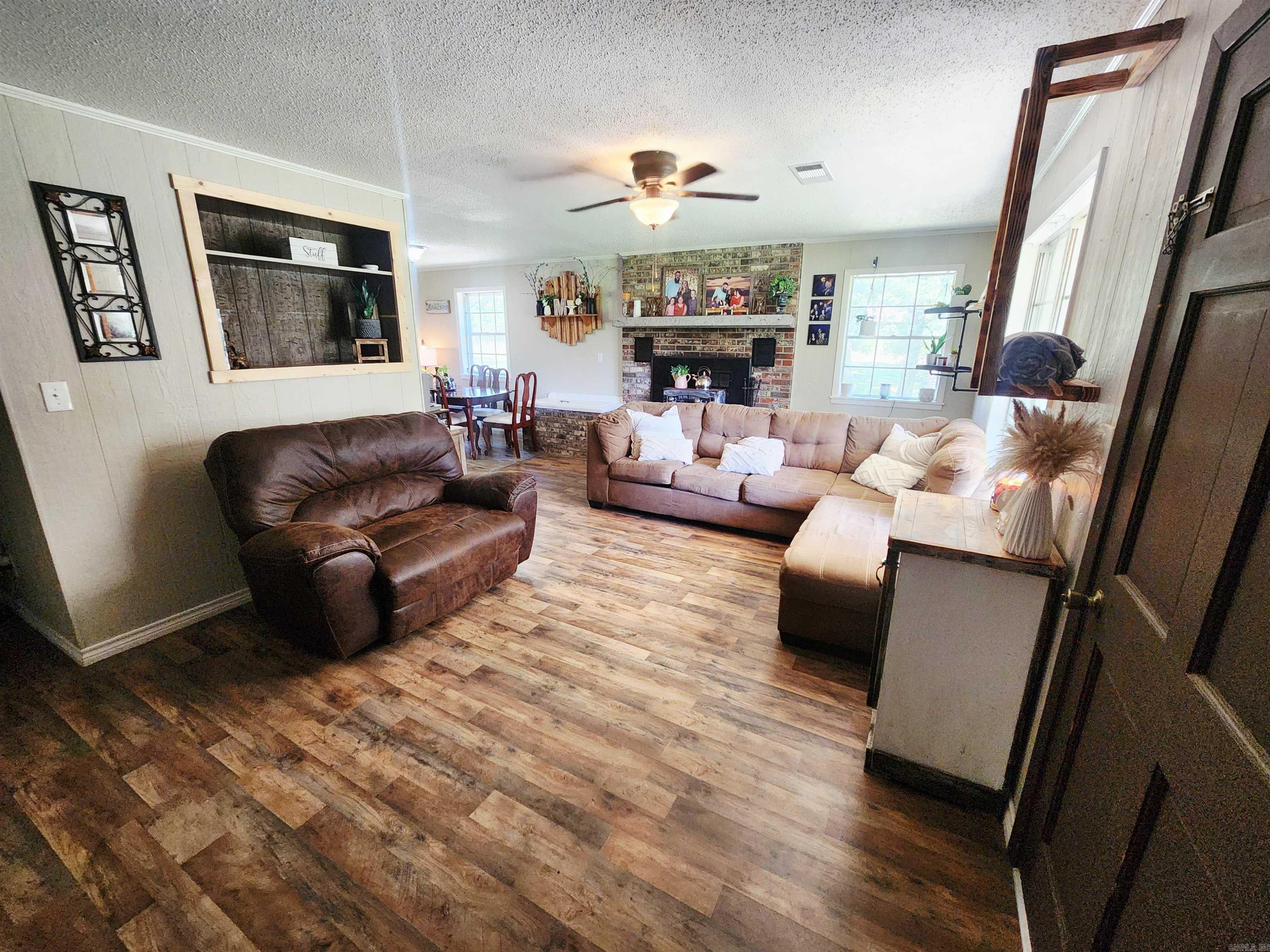 CLYDE ADDITION LONO - Residential