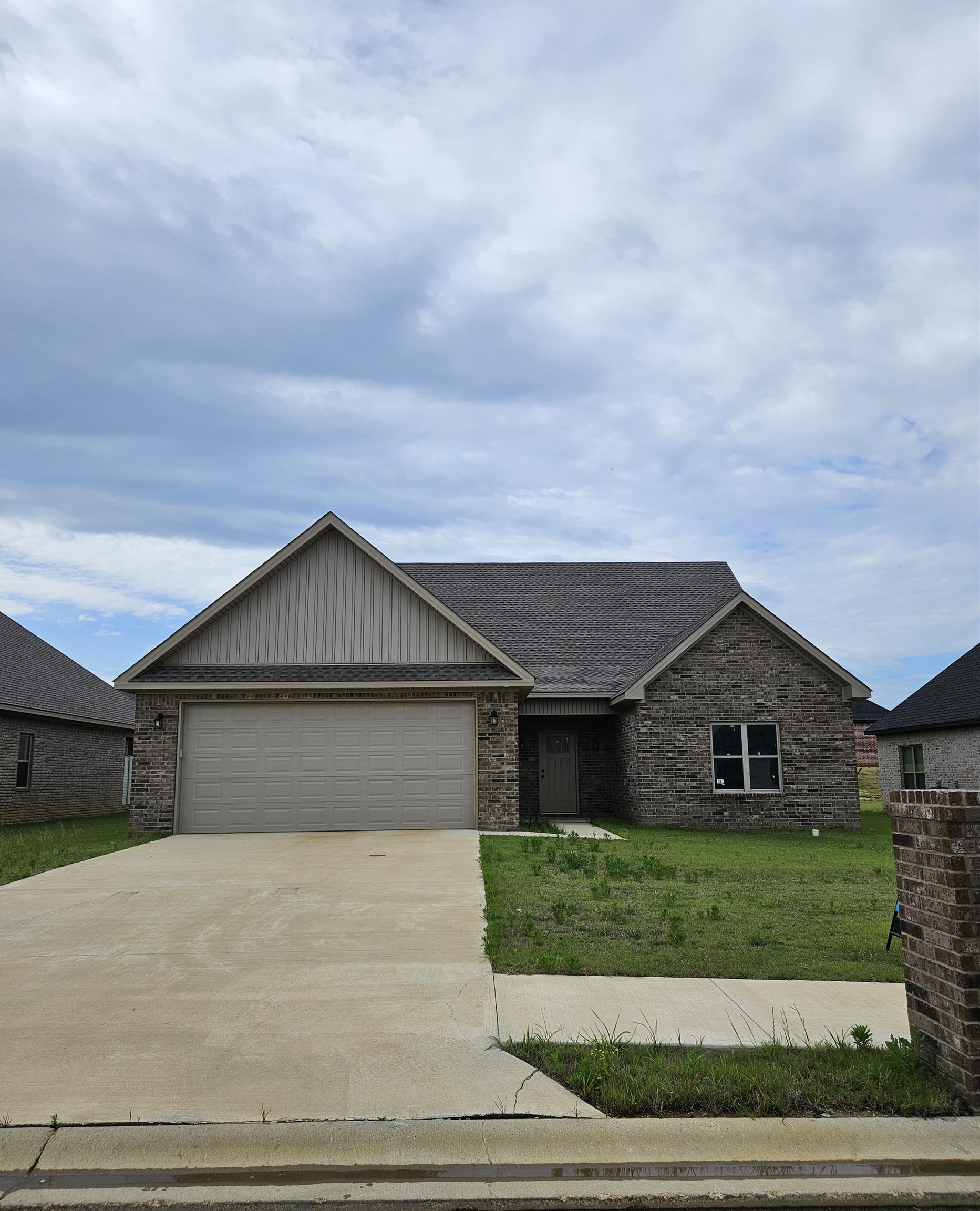 Hidden Creek I - Residential