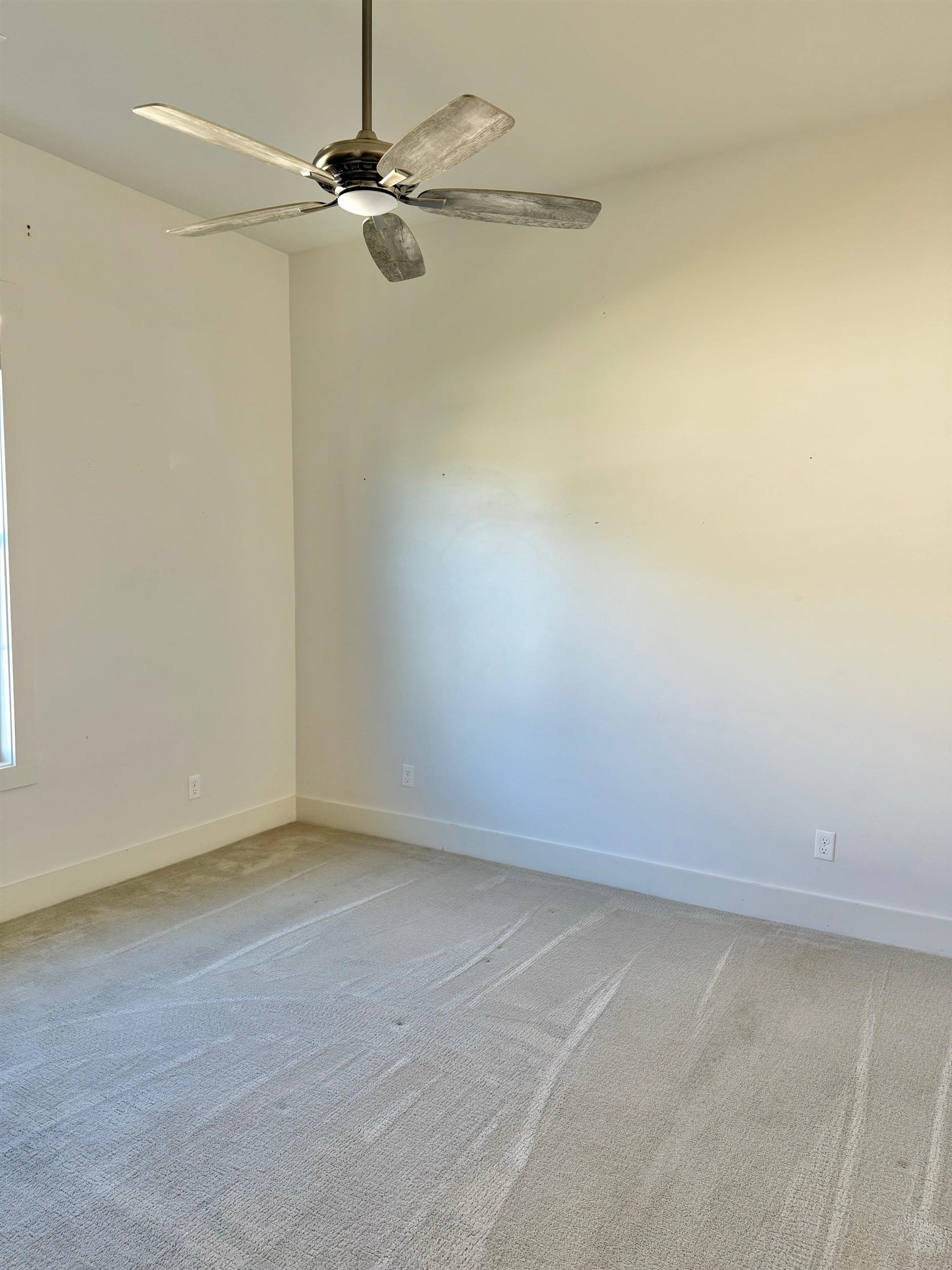 VALLEY VIEW MANOR - Residential